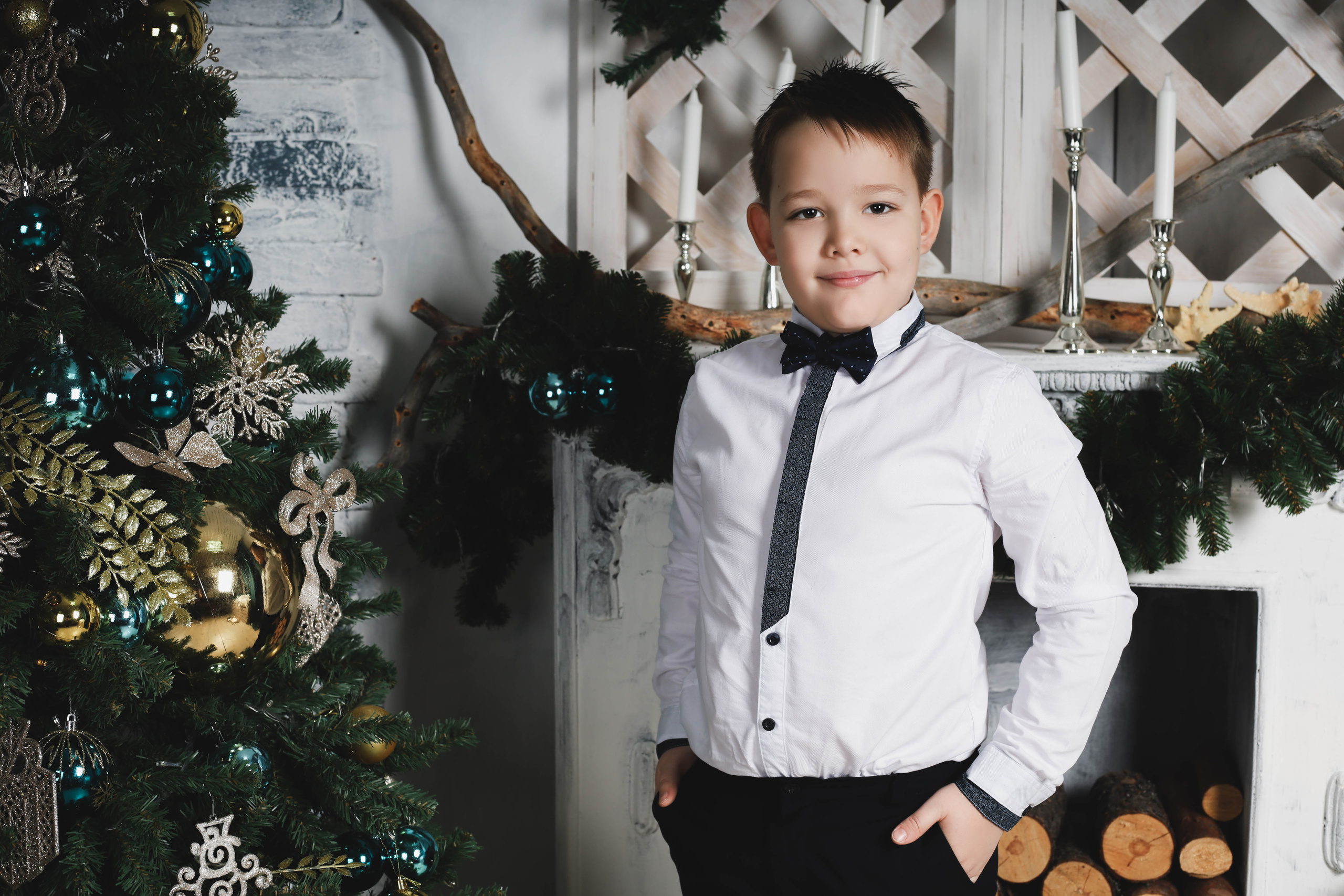 Гуля с детьми.Новогодняя 2022