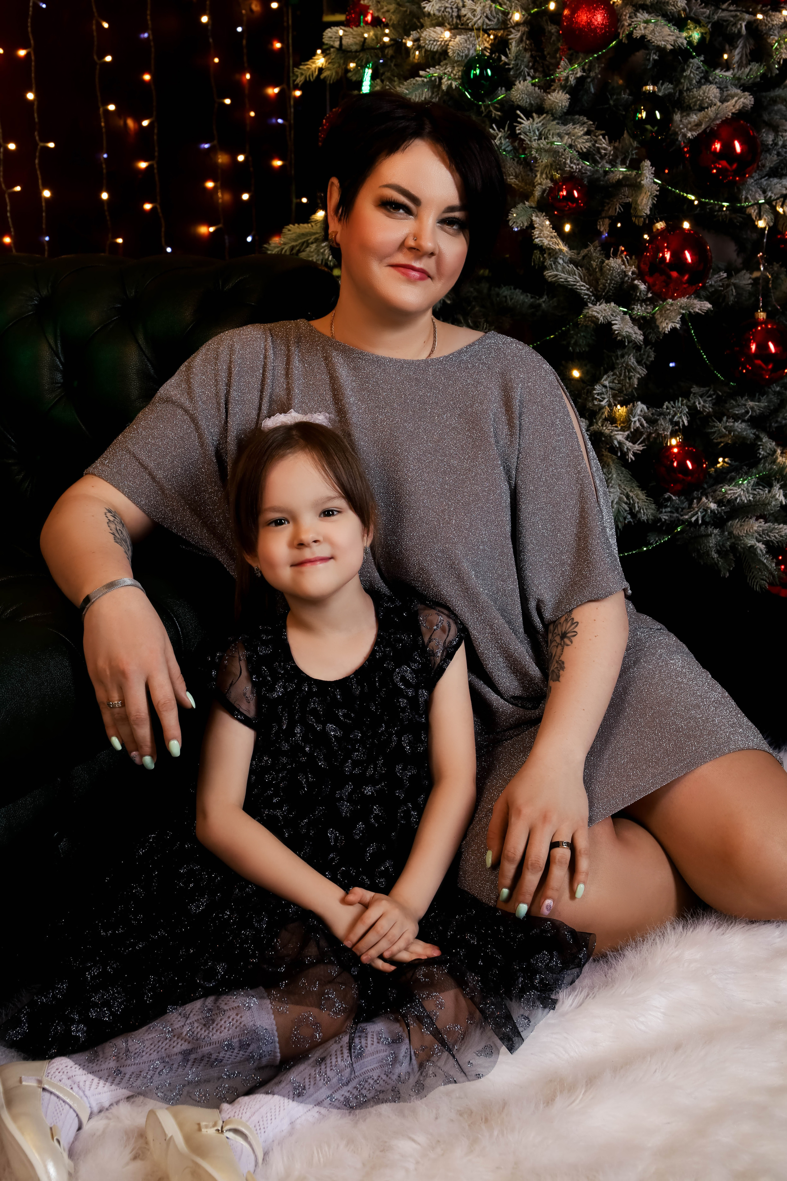 Анна с дочкой.Новогодняя 2022