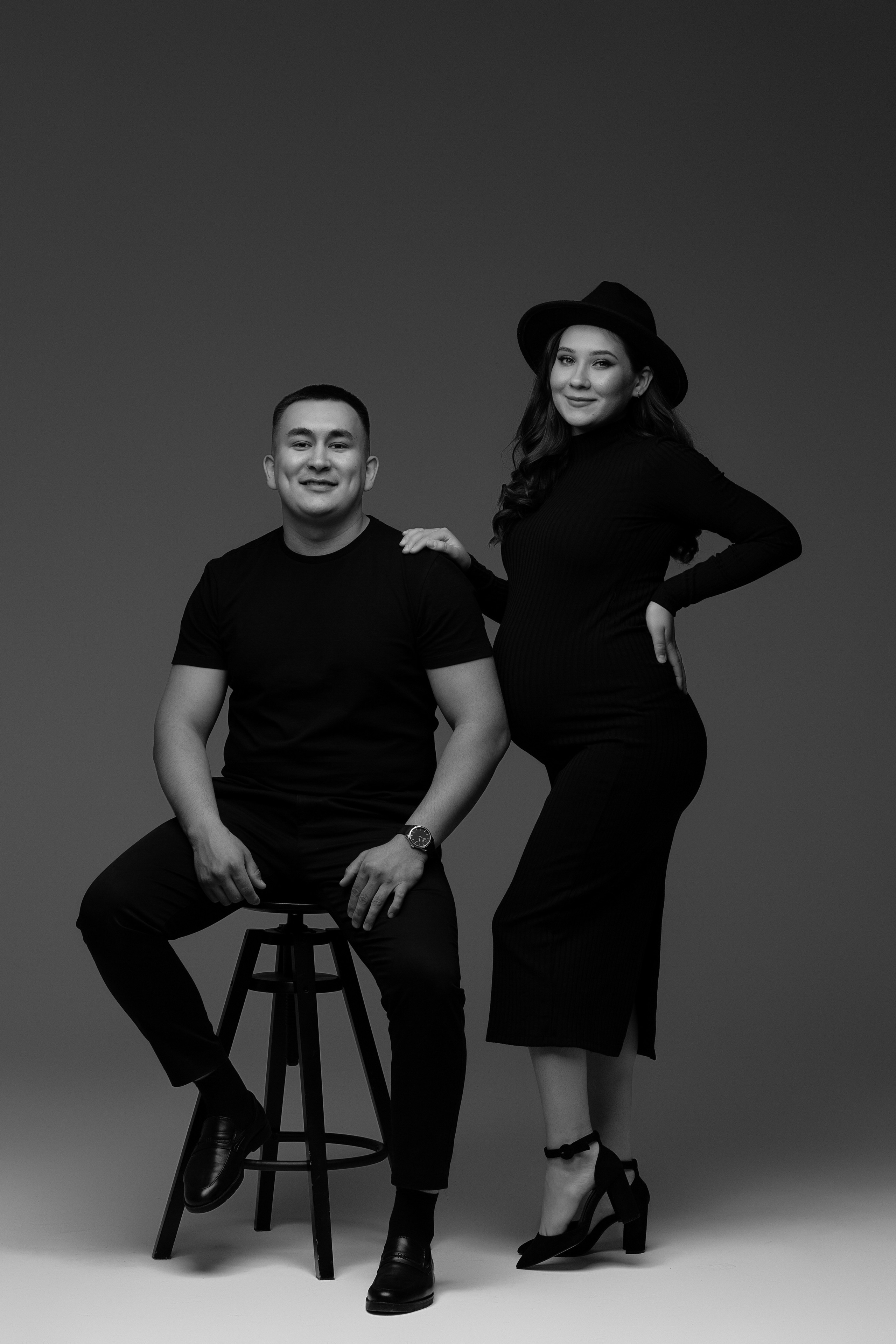 Фотосъемка в стиле Vogue (на однотонном фоне). Фотограф в городе Мелеуз Мусакаева Элиза