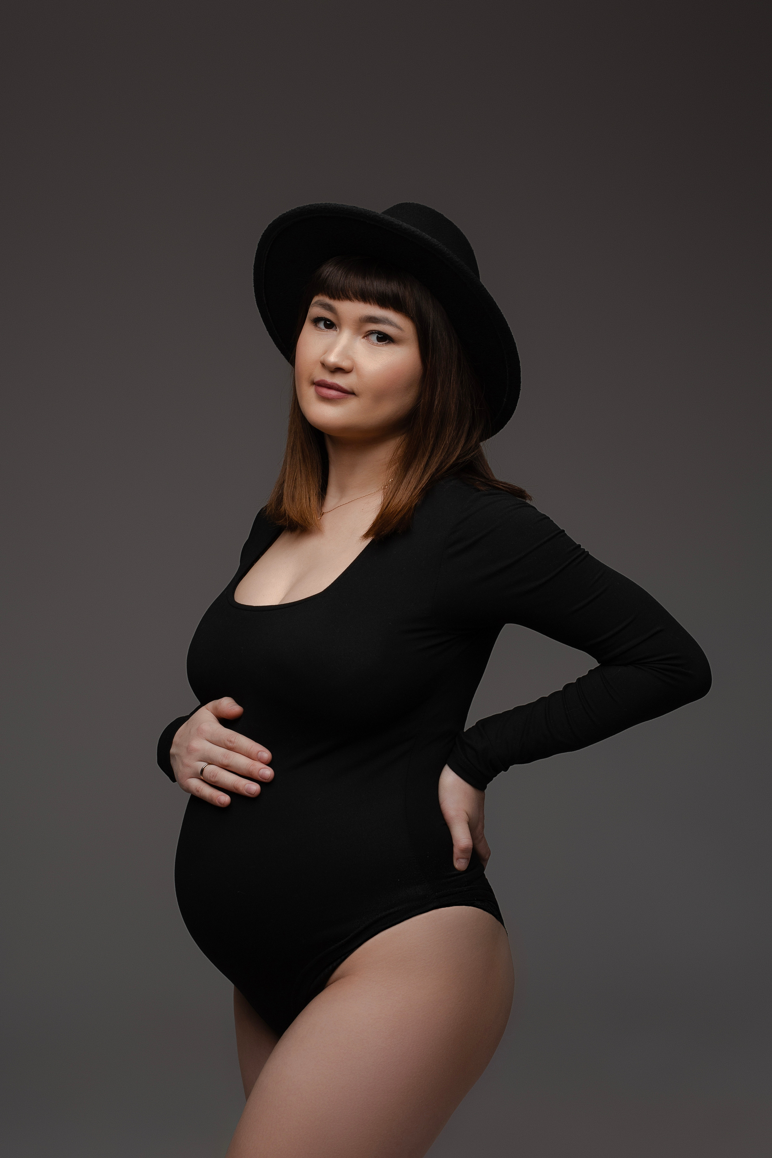 Фотосъемка в стиле Vogue (на однотонном фоне). Фотограф в городе Мелеуз Мусакаева Элиза