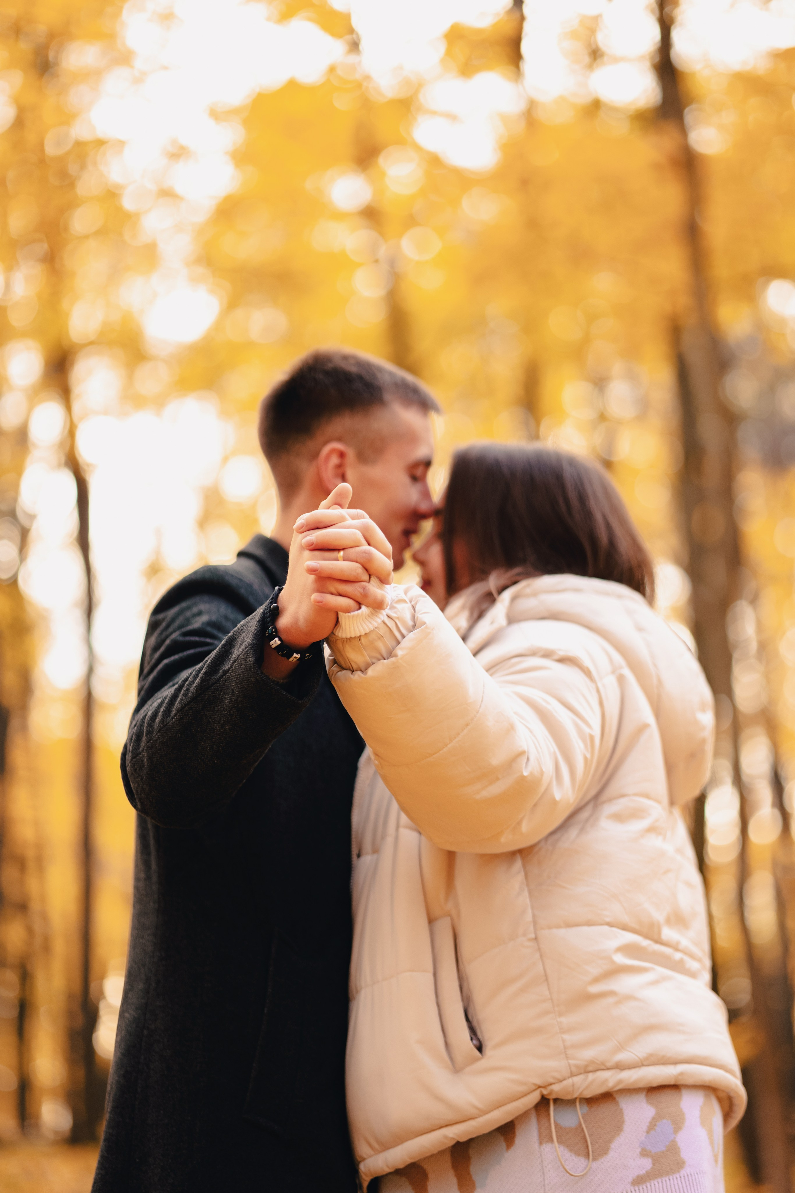 Осенняя фотосессия «История любви» в парке Быково