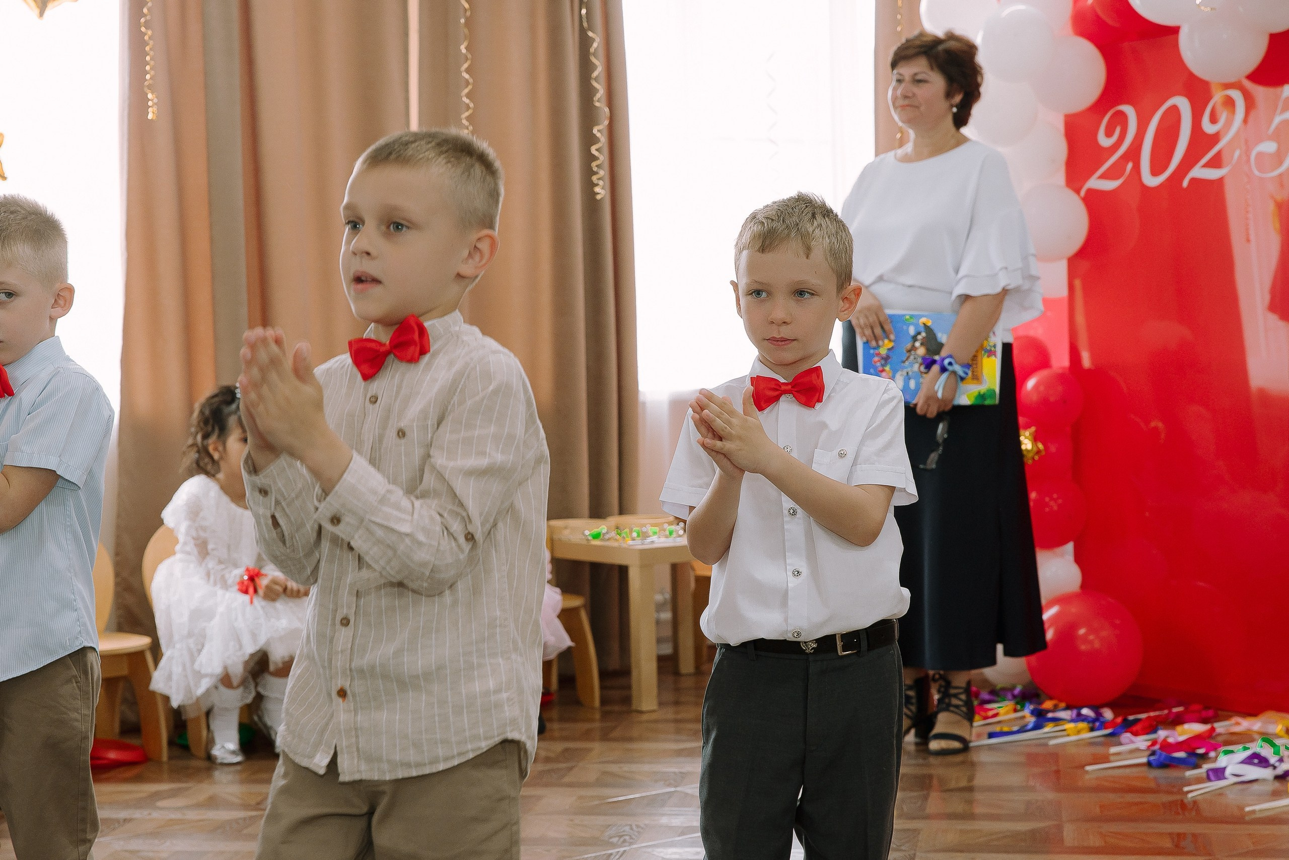 Выпускной в ДС 26. Выпускные альбомы Натальи Бутко: Новороссийск, Анапа, Геленджик