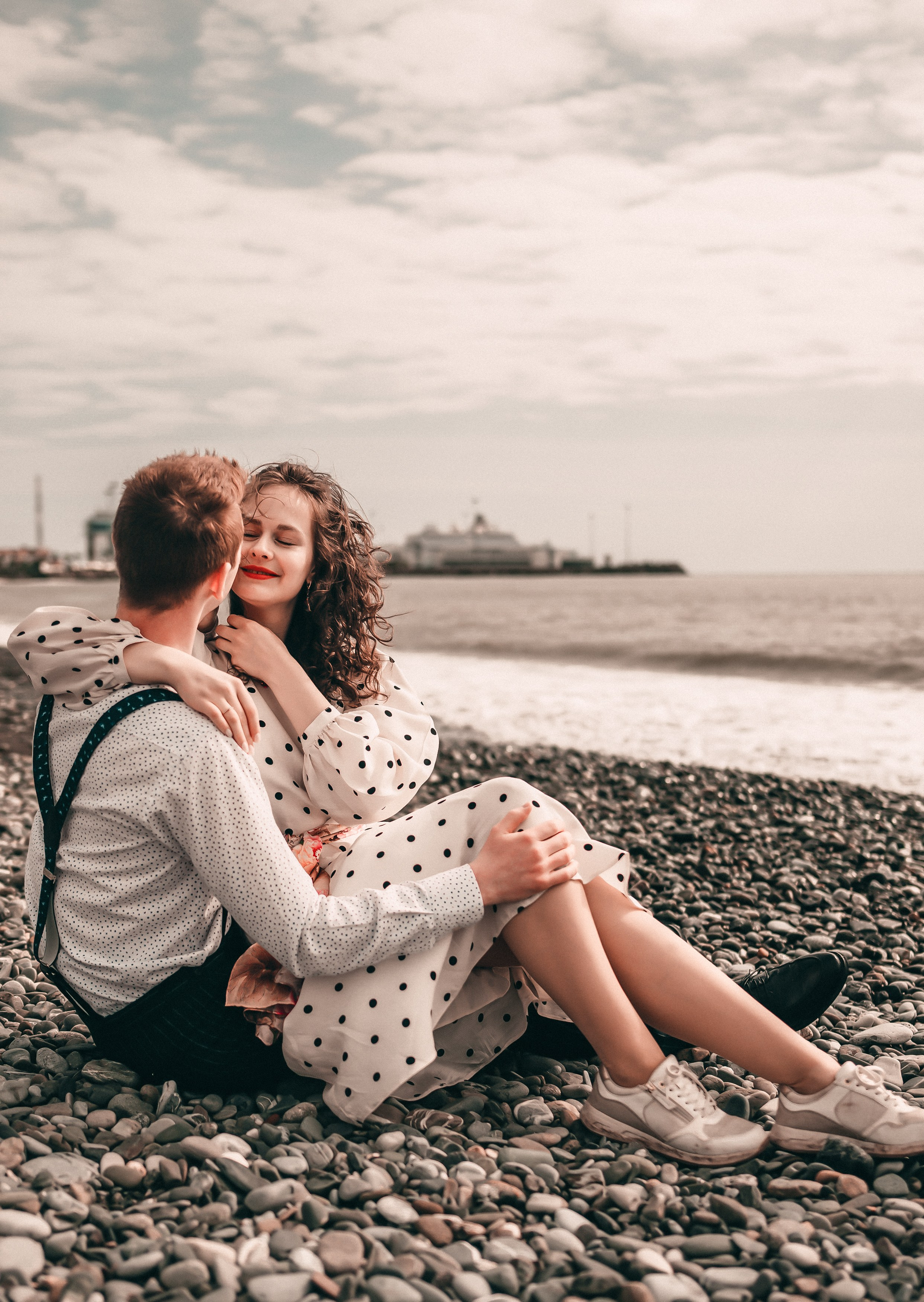 Сливовый сад, морпорт, пляж Ривьера. Свадебный и семейный фотограф София Невская
