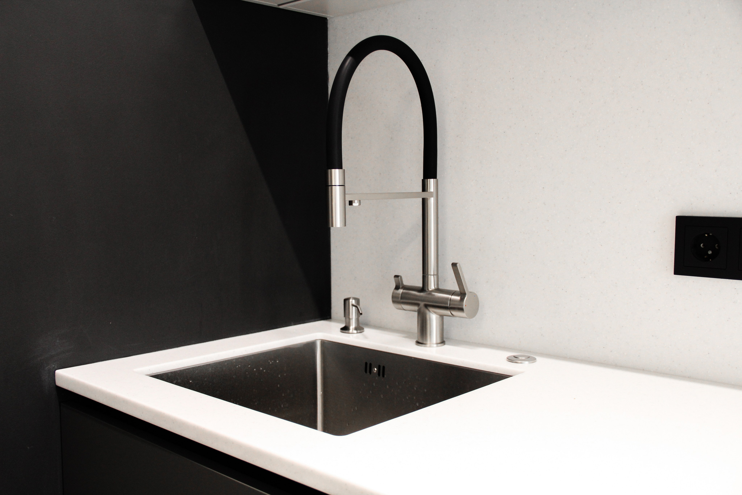 Для мебельных производств. Семейный фотодуэт Ирина и Николай Власьевы. Фотосессии в Новосибирске