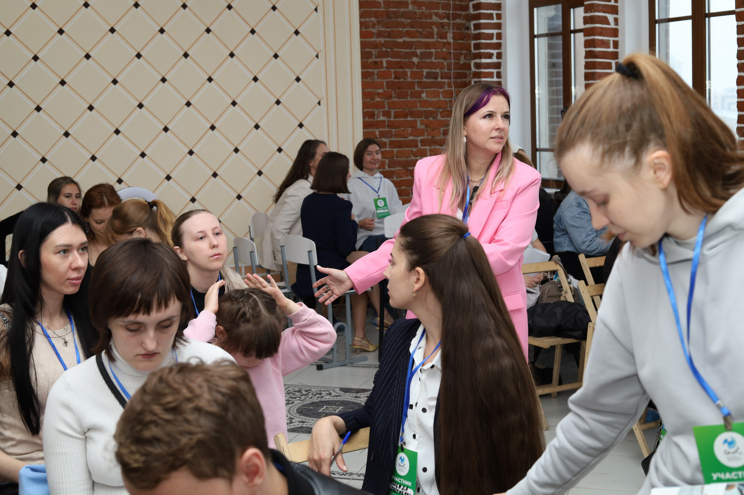 Репортаж Фестиваль Искры-24. Фото для бизнеса, контент-съёмка. Фотограф Елена Сивак