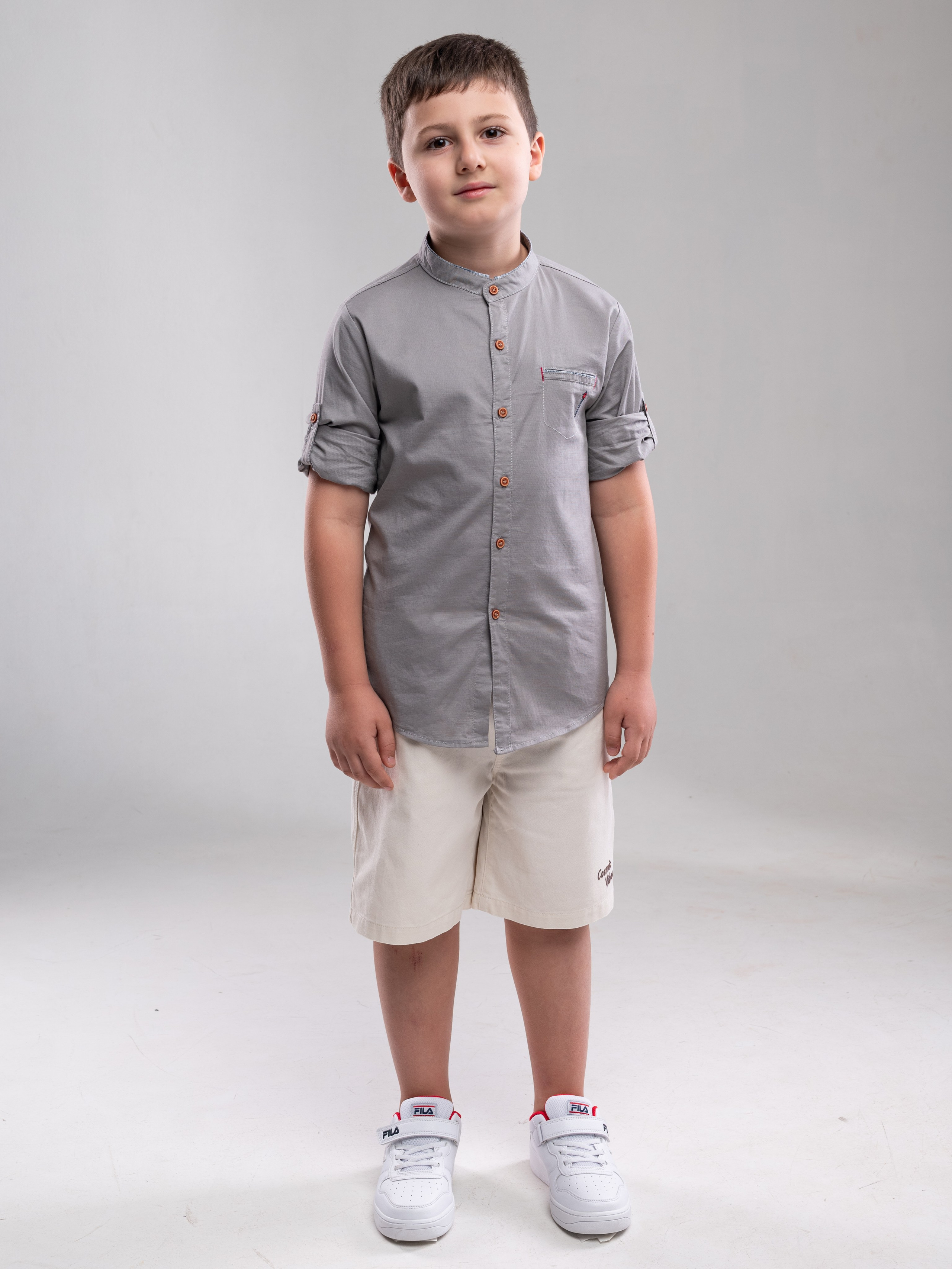 Рубашки на мальчиков. Предметный фотограф, фото для маркетплейсов Пятигорск, КМВ