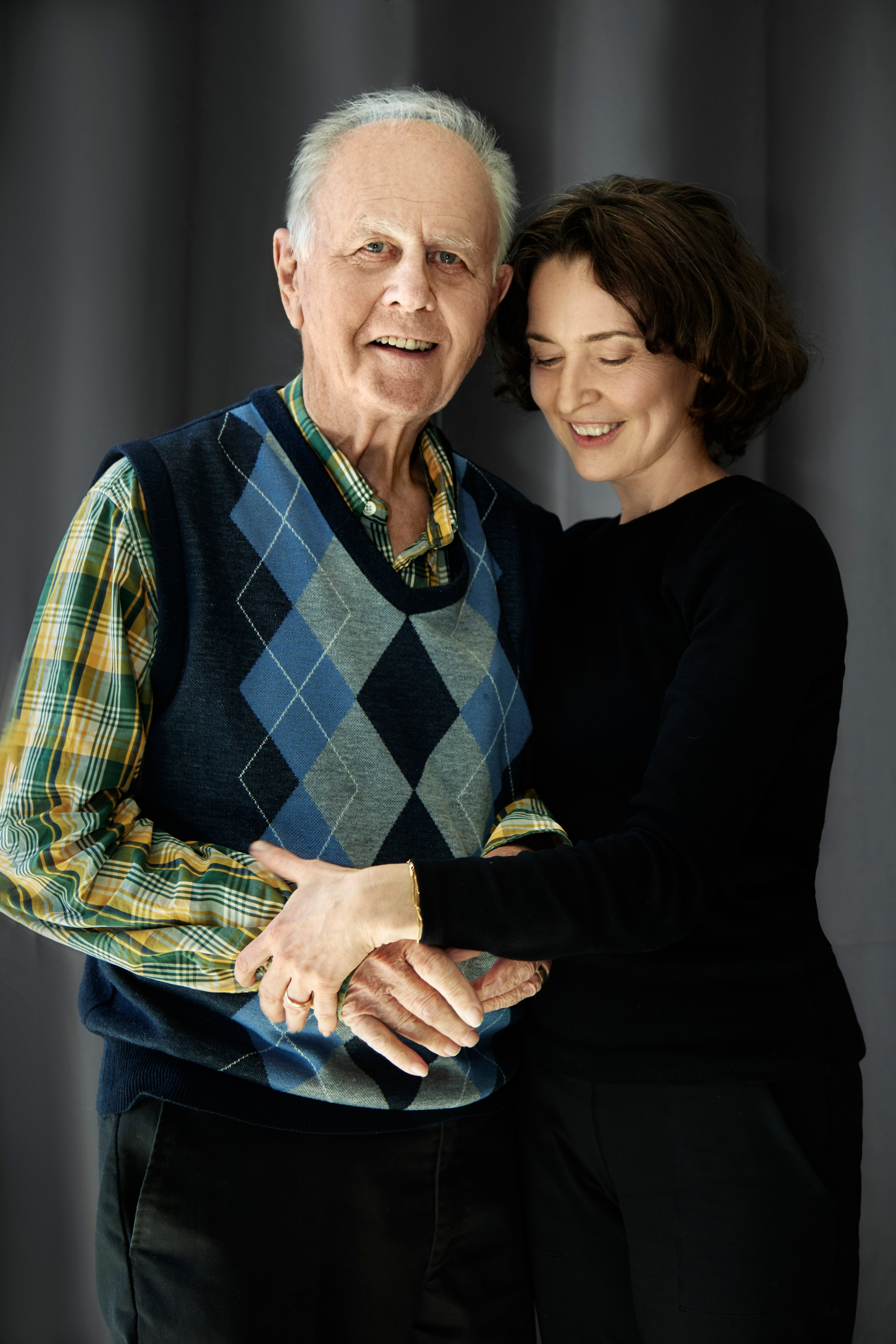 Family photo session with Kerry Cox. Maria Poleshchuk, commercial photographer in Sydney