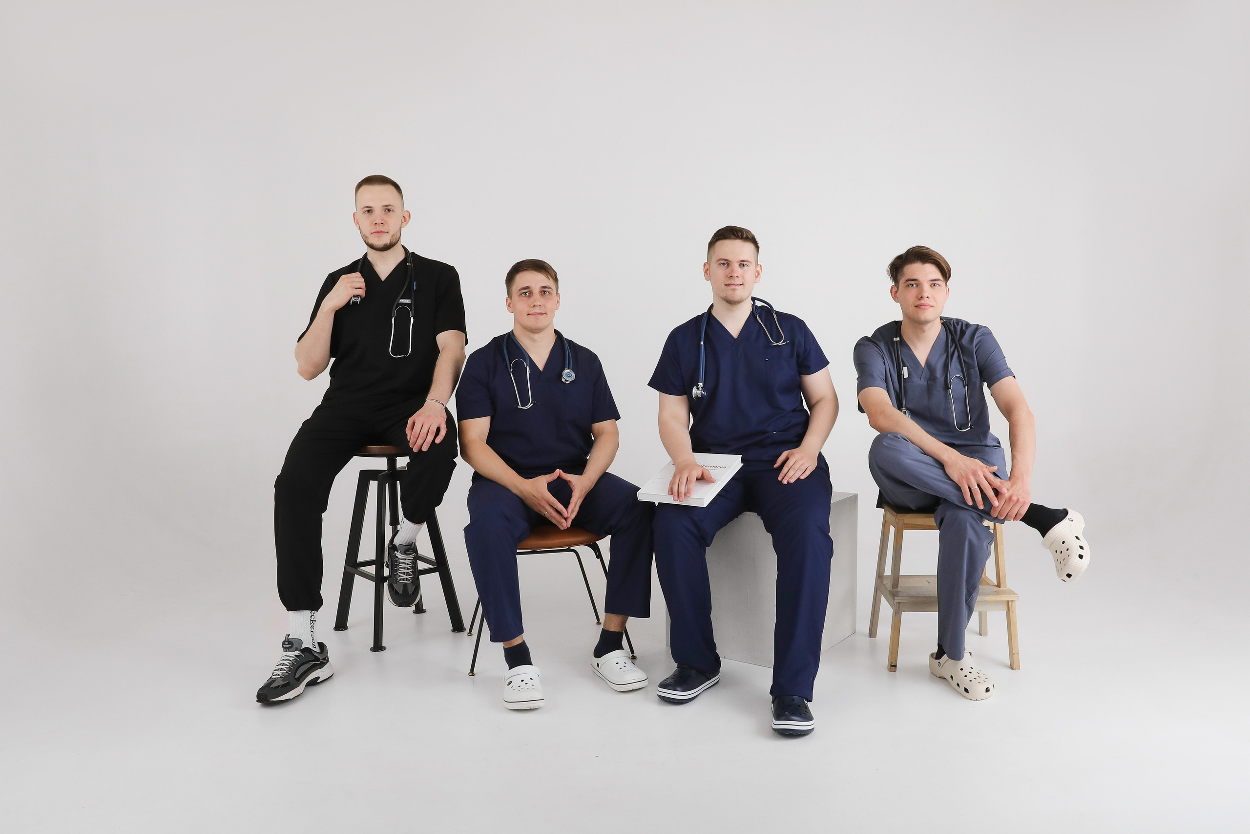 Выпускной альбом Екатеринбург. Фотограф Ксения Талькина — PRОкниги — Екатеринбург