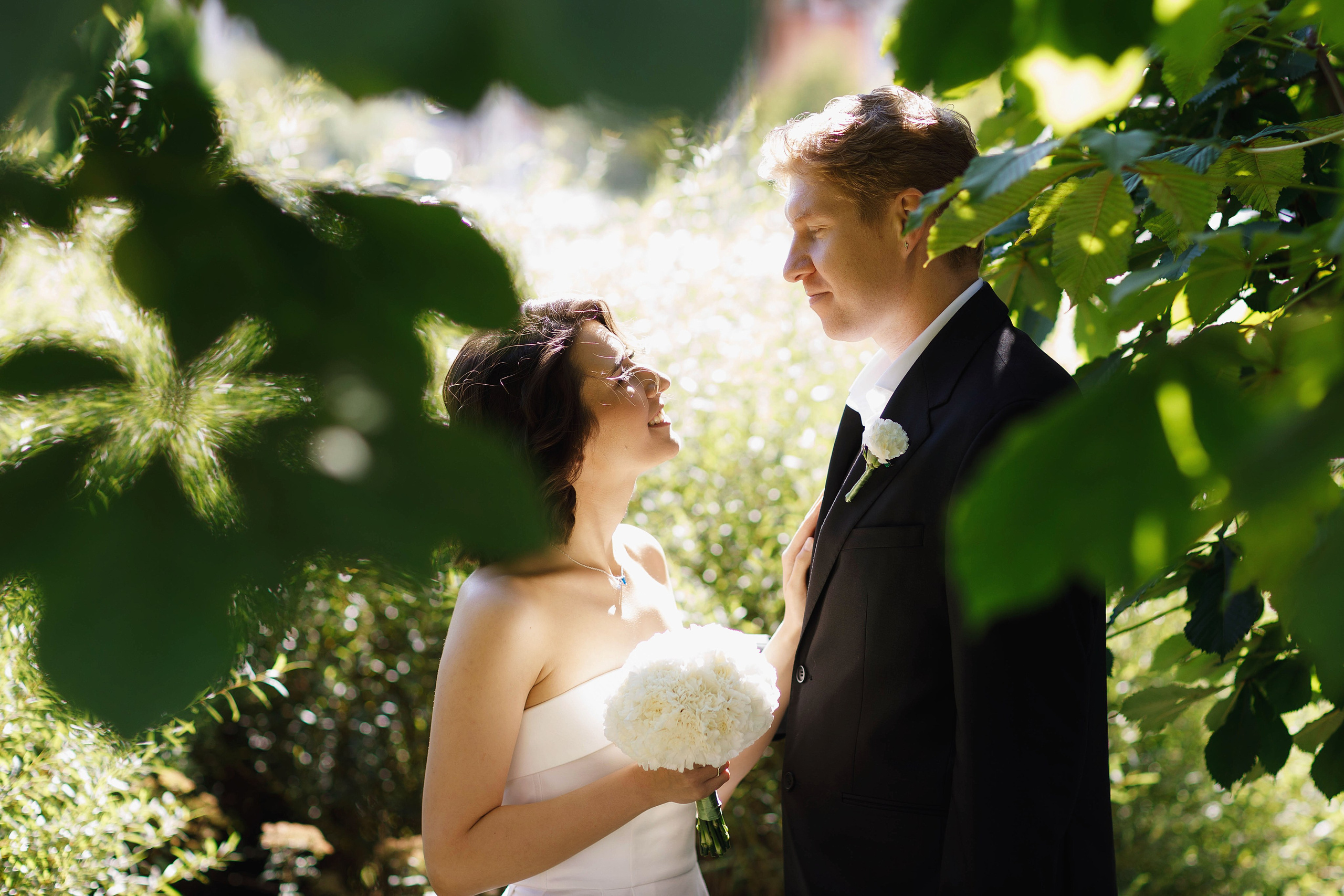 Владимир и Дания. Свадебная фотосессия в Казани. Портретный и репортажный фотограф в Чебоксарах Андриян Чаркин