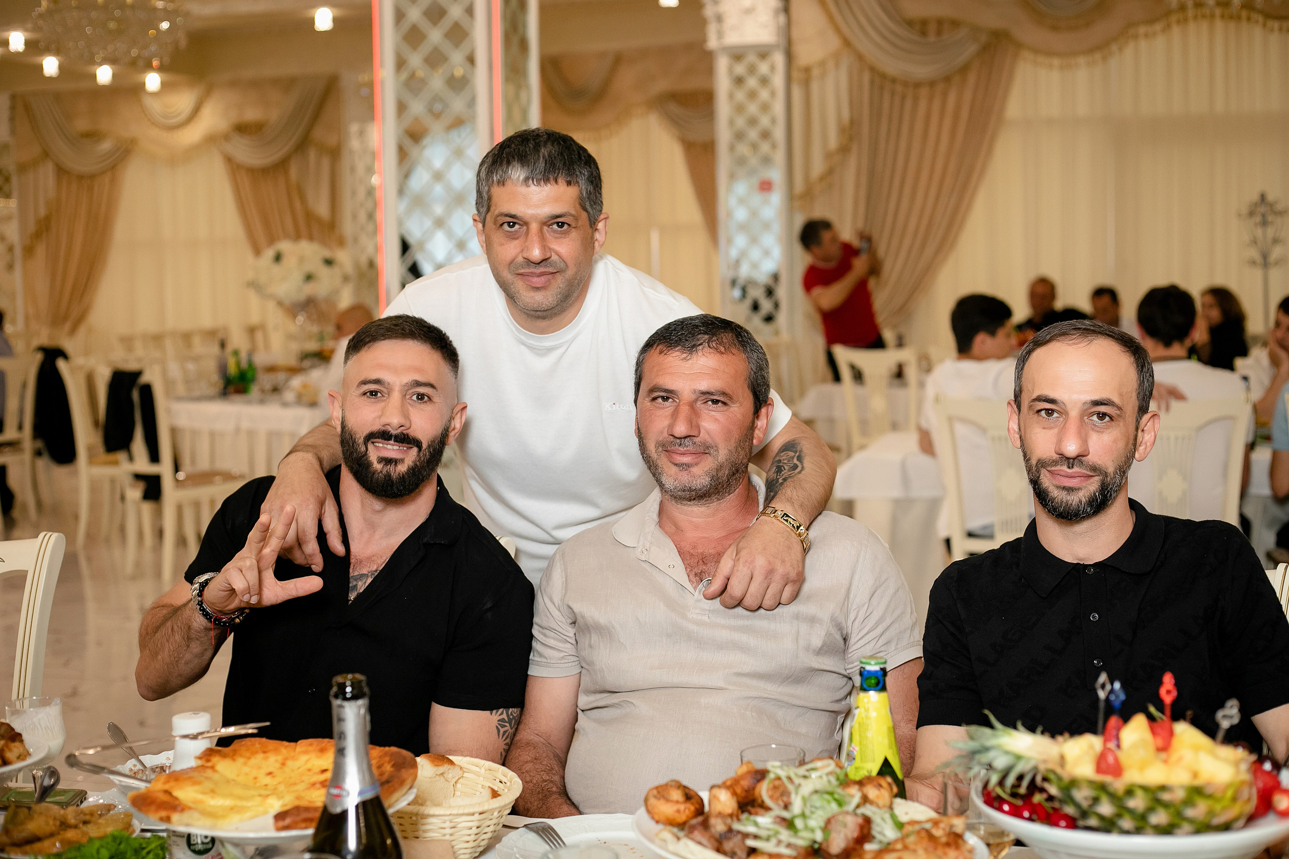 Съемки в ресторанах (свадьбы, юбилеи, выпускные вечера). Семейный и детский фотограф Марина Баладьян Сочи / Краснодар / Москва