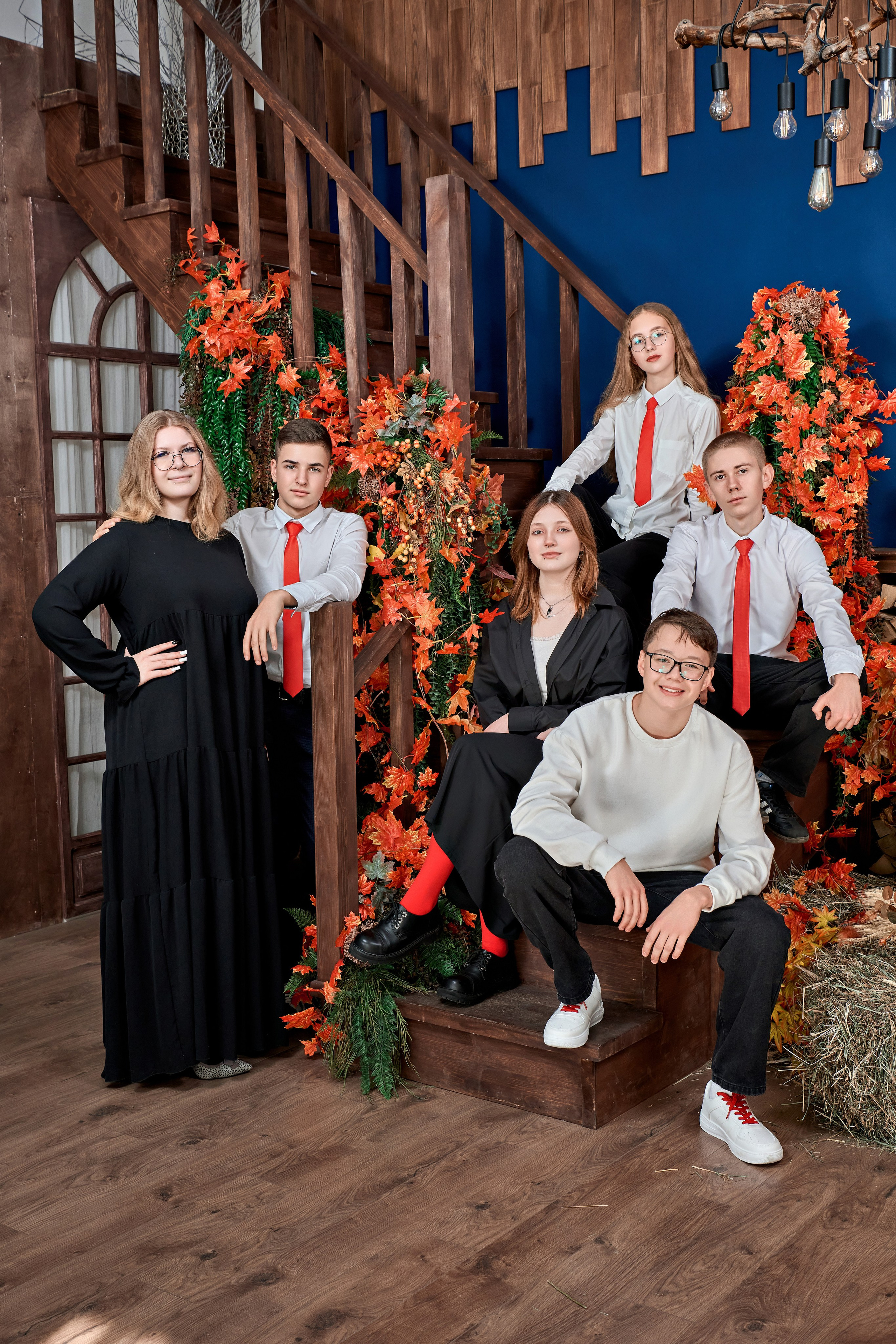 Фотосъёмка в студии «Окна» на выпускные альбомы. Калуга. Фотограф Меняйло Евгений. Свадьба. Портрет. Репортаж. Семья. Контент