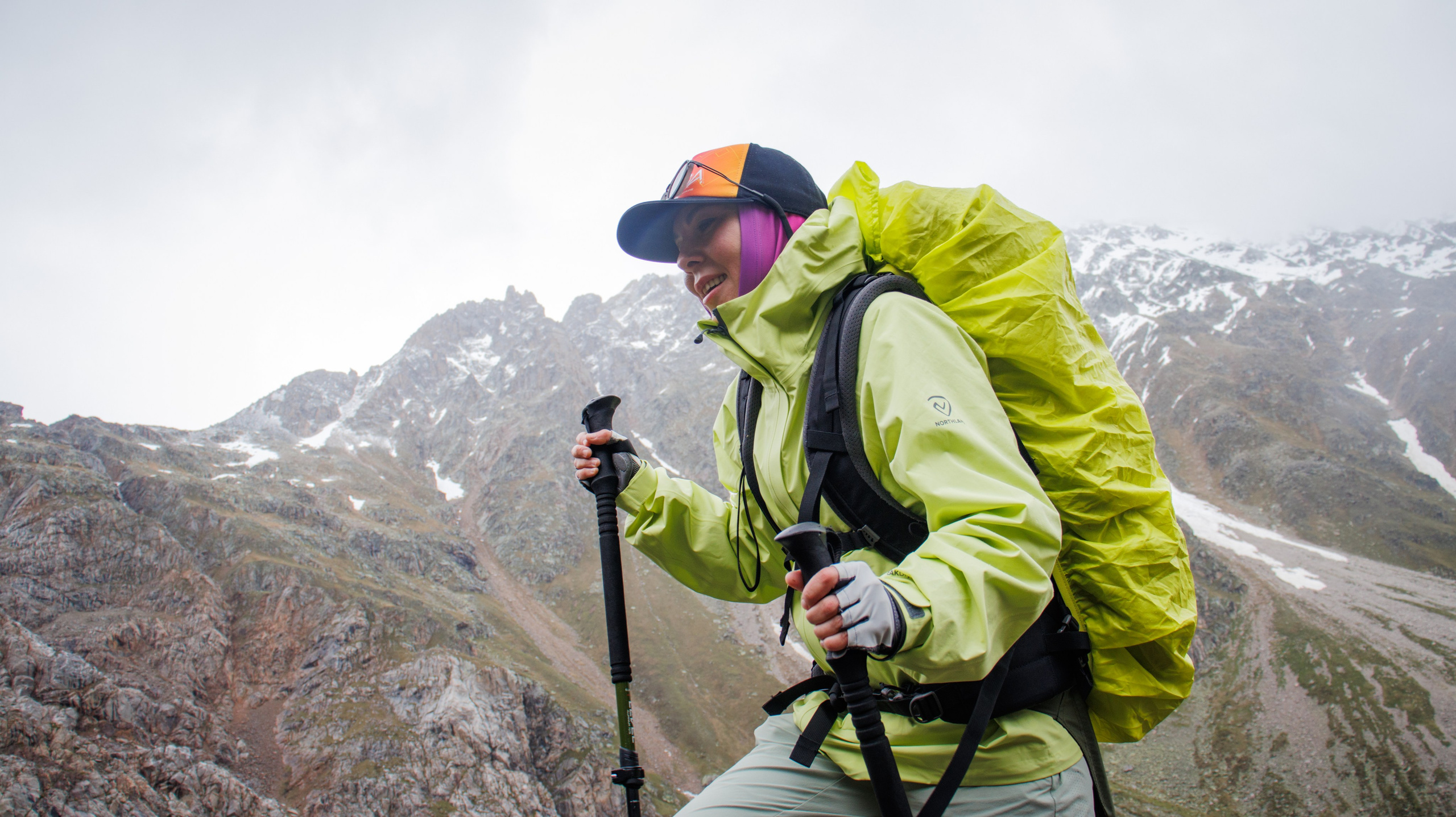 Трекинг / Терскольский водопад. Фотограф на трекинг и восхождение Эльбрус, Приэльбрусье. Елизавета Бобок