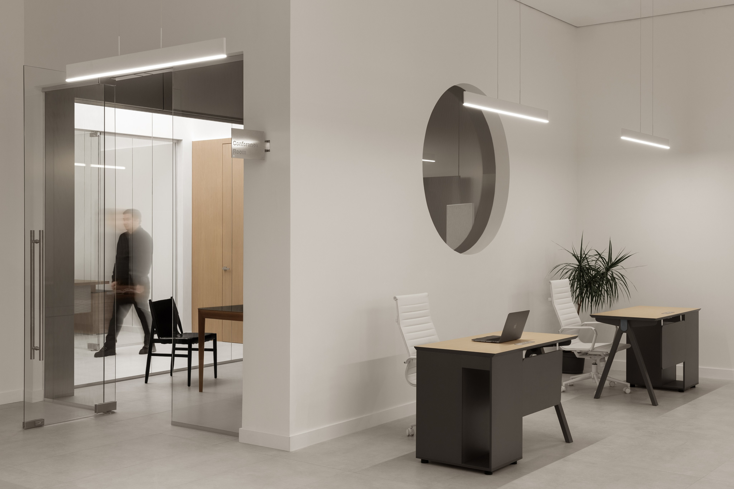 Дарина Иржанова — офис Траст Петролиум. Roman Yakunin — interior photographer in Almaty, Kazakhstan