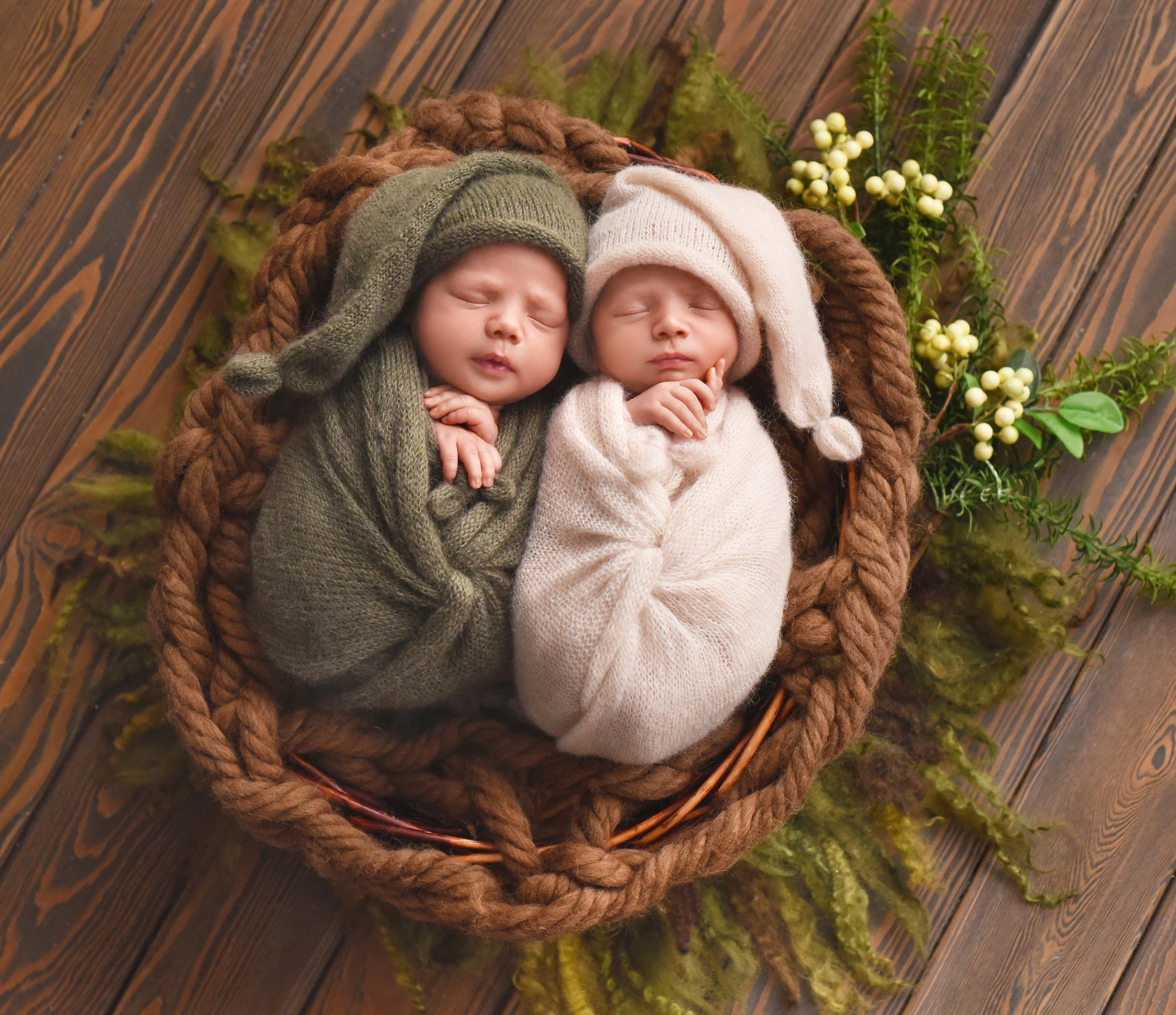 Новорожденные малыши. Детский и семейный Фотограф г. Красноярск
