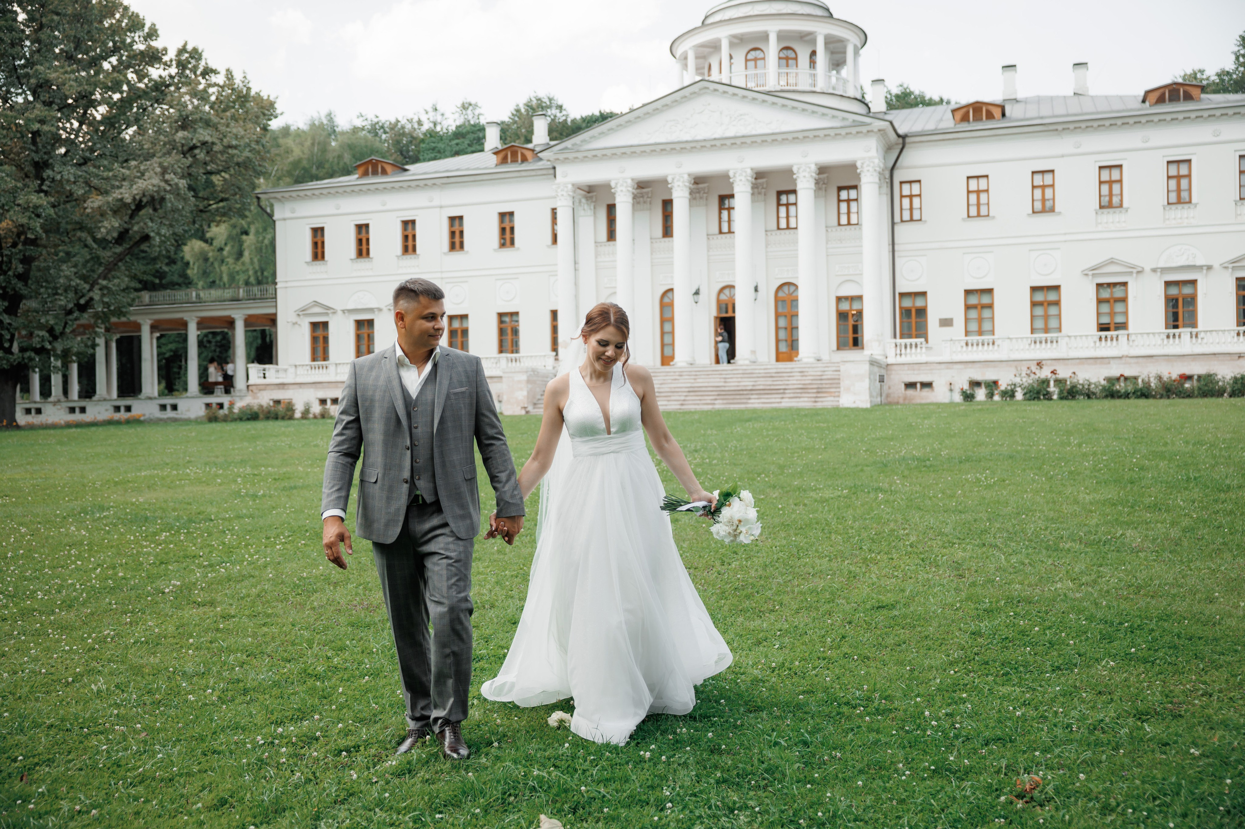 ЗАГС Бутово и Остафьево. Свадебный и репортажный фотограф (Москва, Королев и другие)