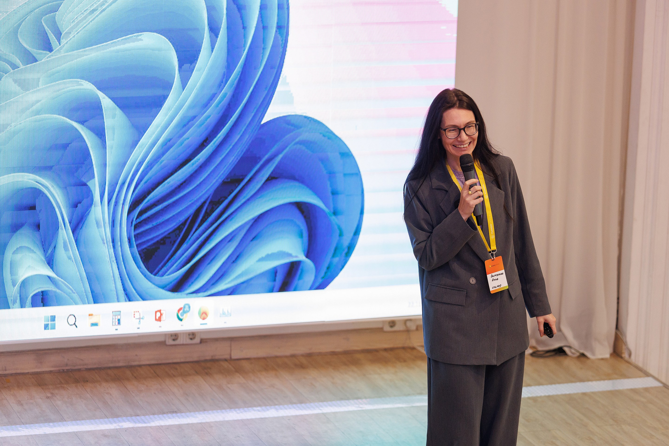 Репортажная фотосъемка бизнес мероприятия. Профессиональный фотограф в Новосибирске