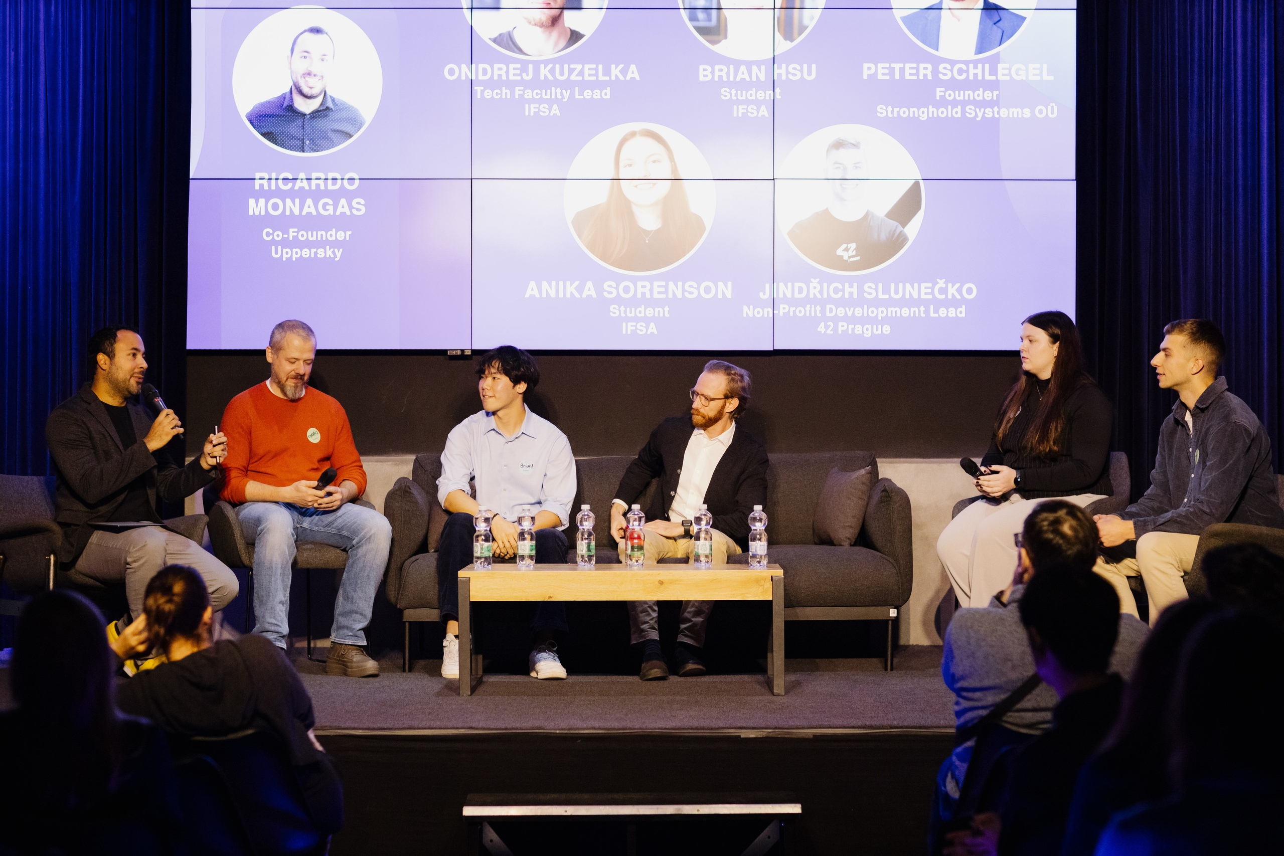 IFSA | Форум образования в эпоху ИИ. Фотограф в Праге Александр Пивоваров