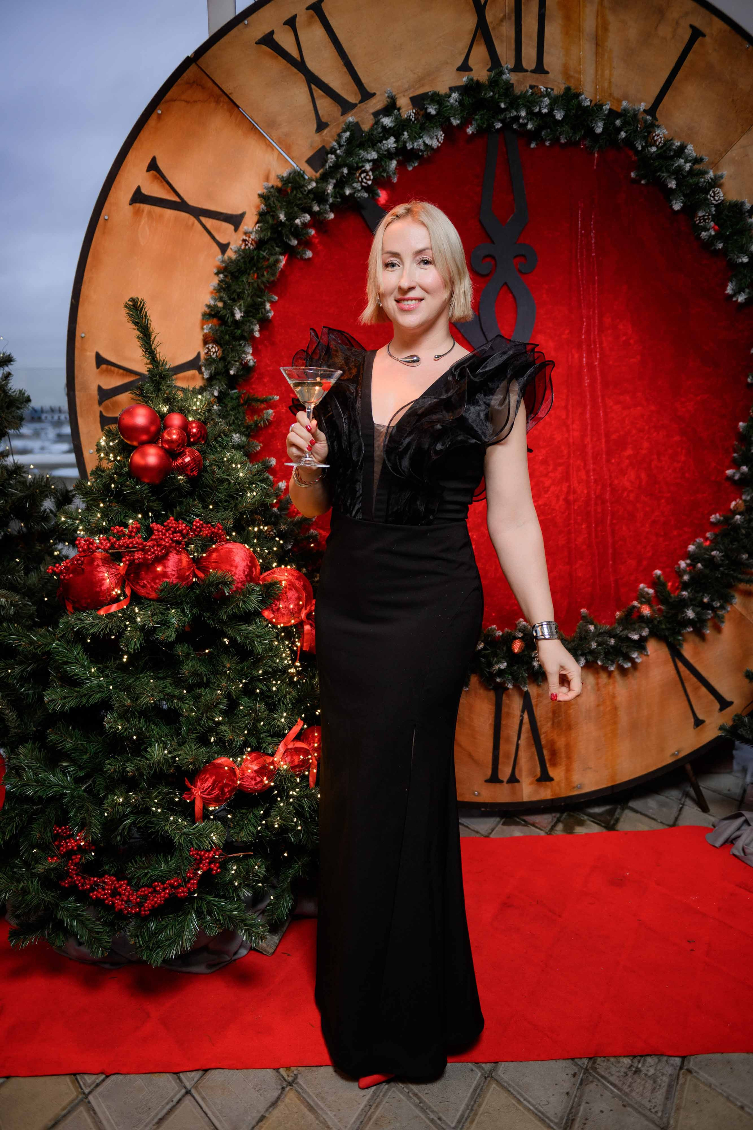 Фотосъёмка новогоднего корпоратива в ресторане Невесомость  