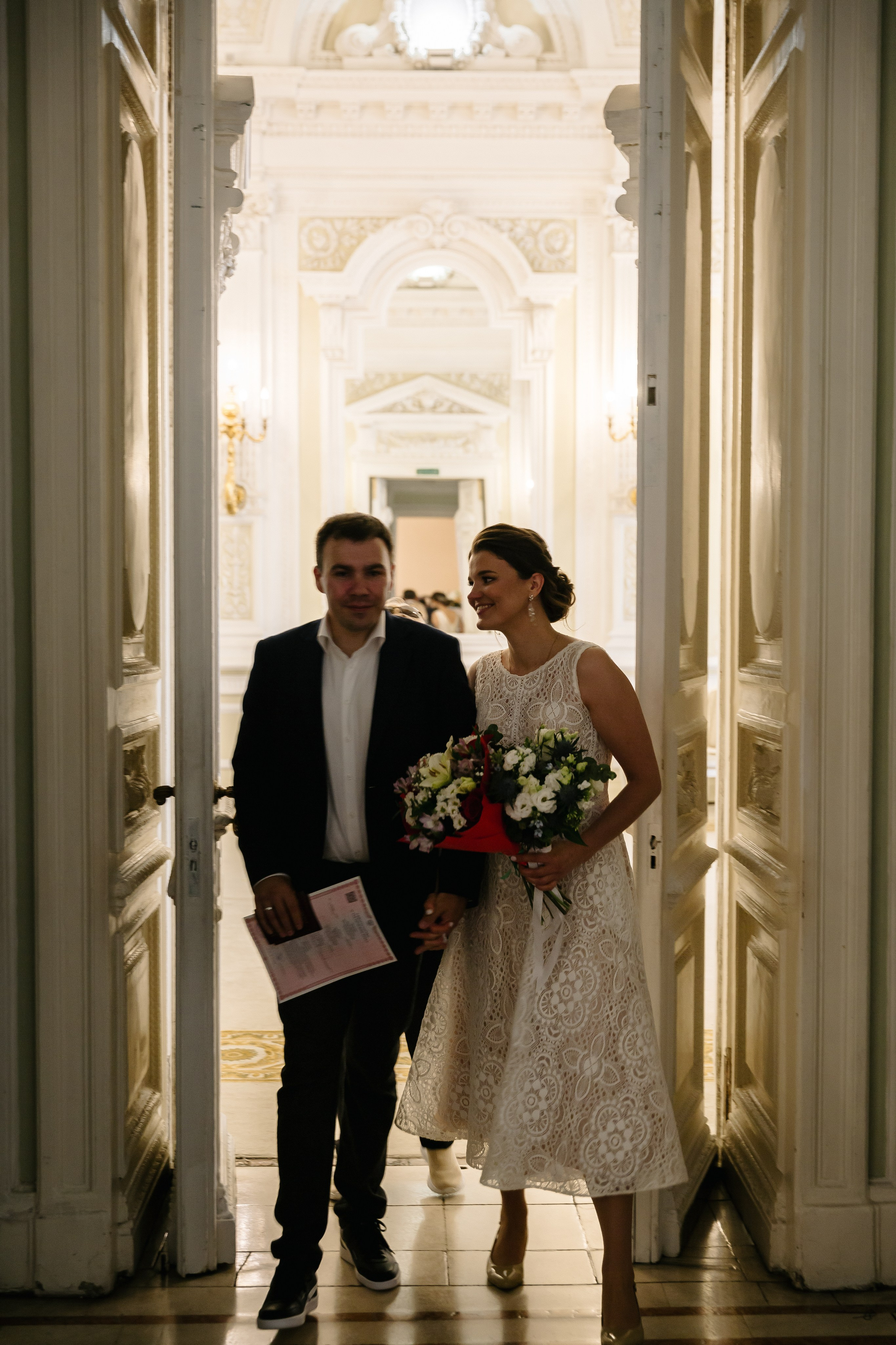 ДВОРЕЦ № 1 | Июль, Исаакиевская площадь. Свадебный фотограф в Санкт-Петербурге Полина Корзухина