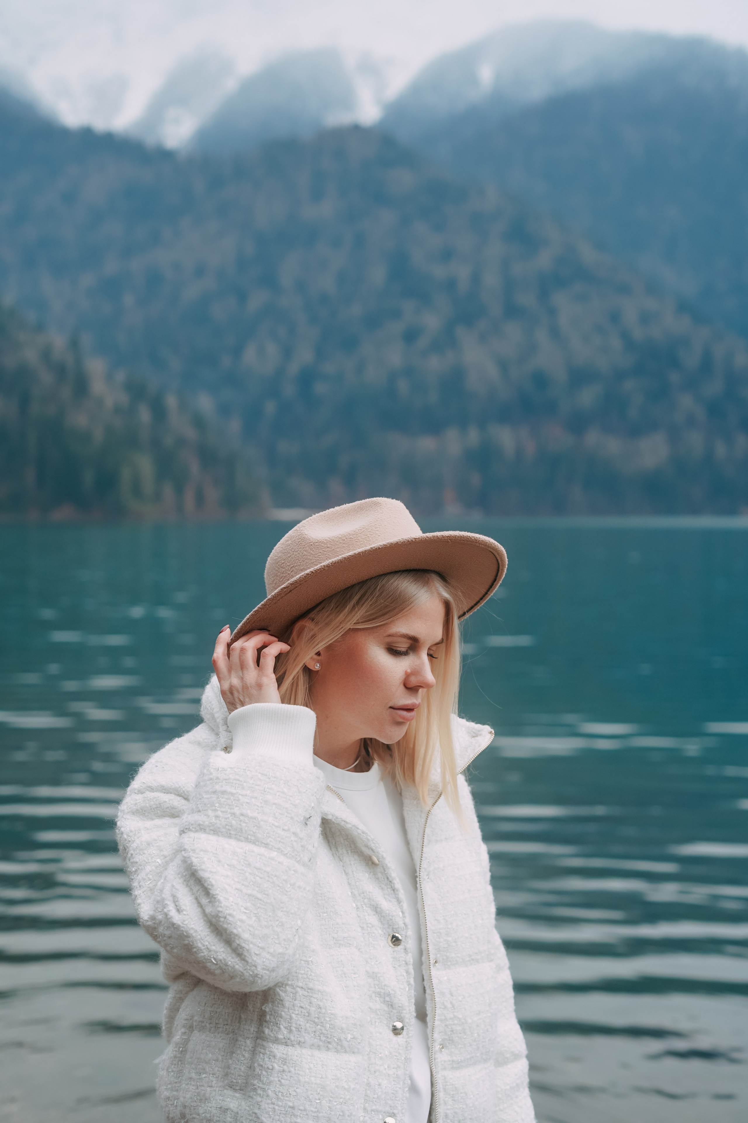 Мини-фототур «Озеро Рица». Фотограф в Сочи и Абхазии | Фототуры | September Air