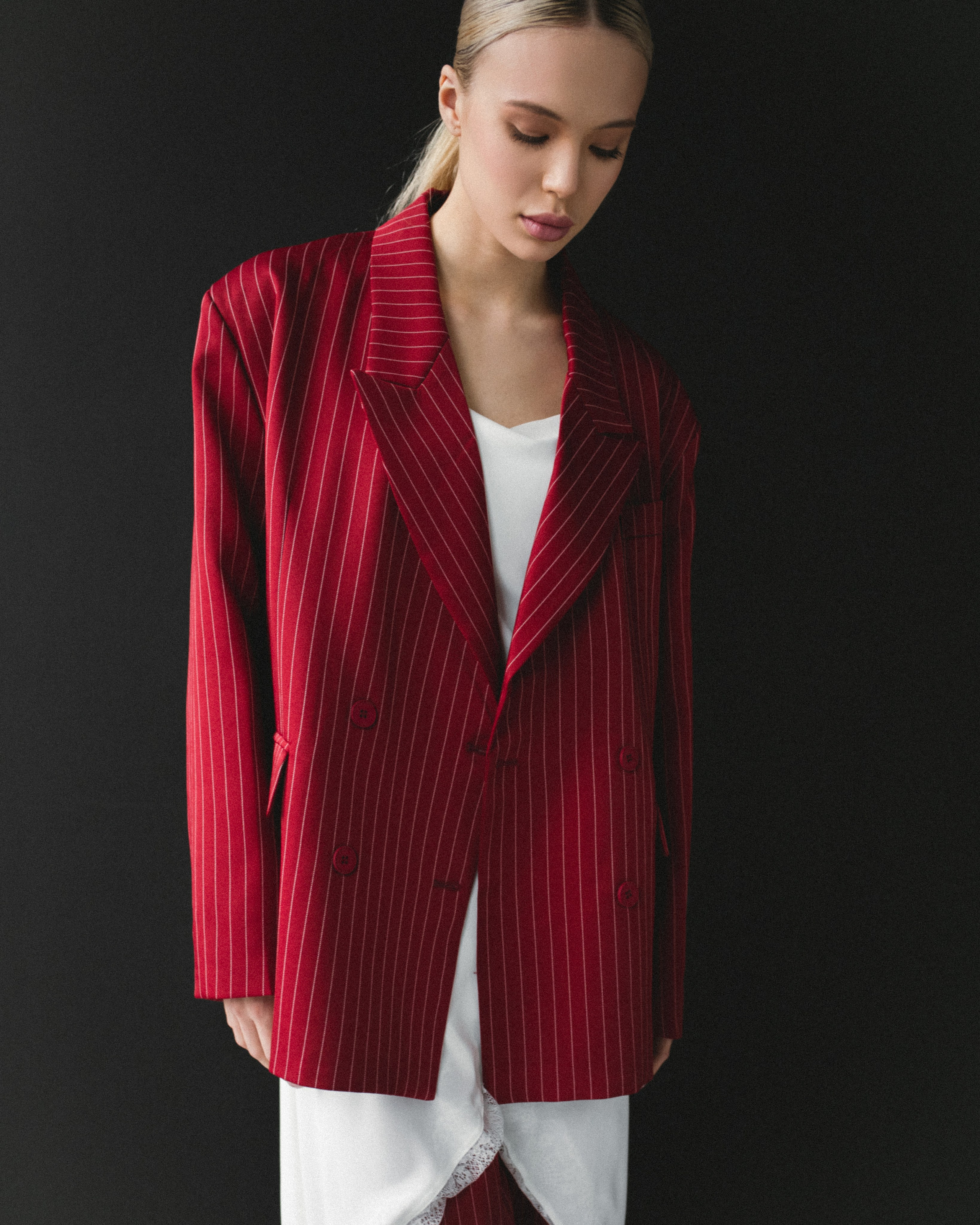 Модельная школа Khanova. Фотограф в Москве и Сургуте Алла Лесовая. Снимаю каталог для брендов и индивидуальные портреты для людей