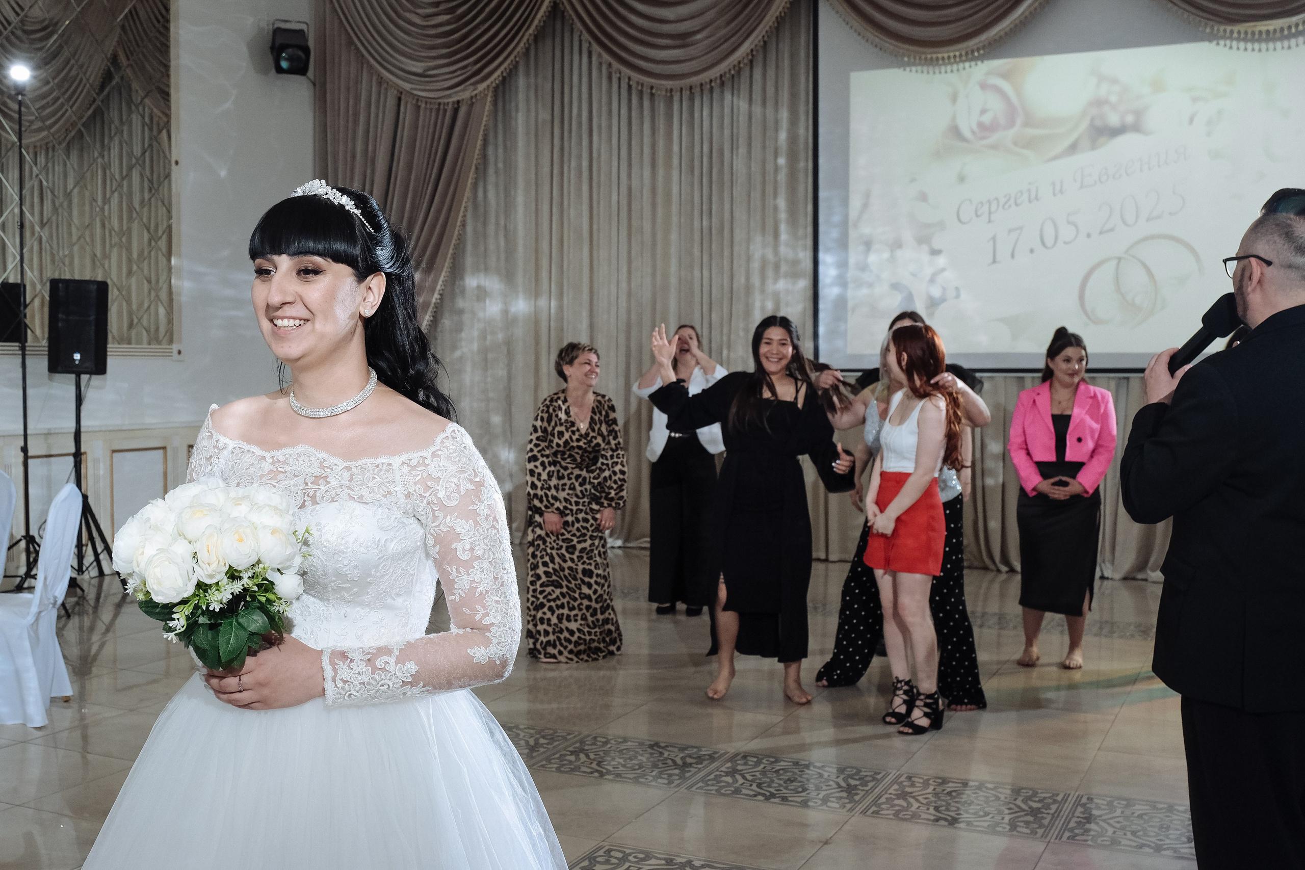 Сергей и Евгения_свадебная фотосессия в Версале. Свадебный фотограф в Челябинске Сырчикова Наталья