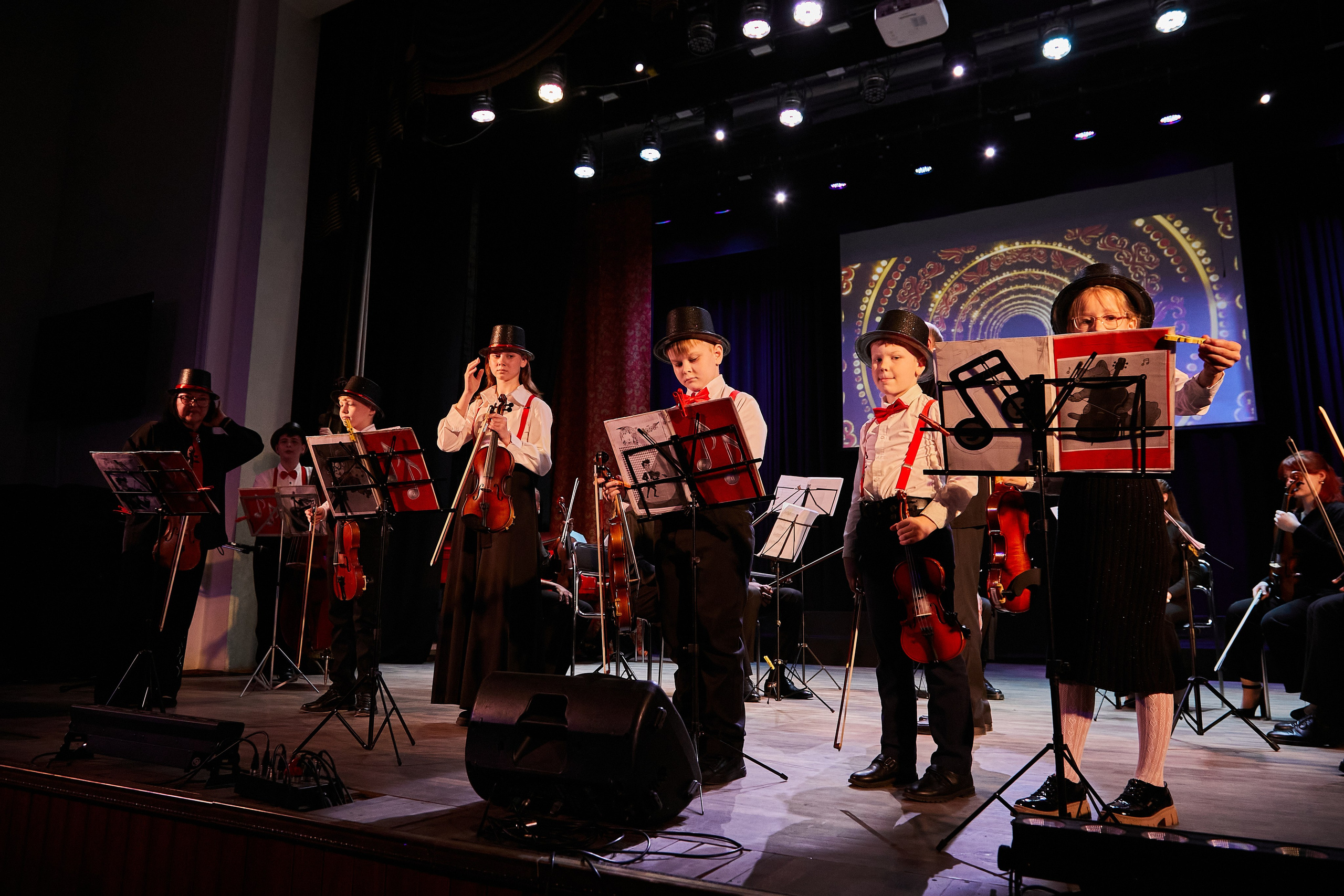 Оркестр Института культуры. Свадебный и креативный фотограф в ЮФО