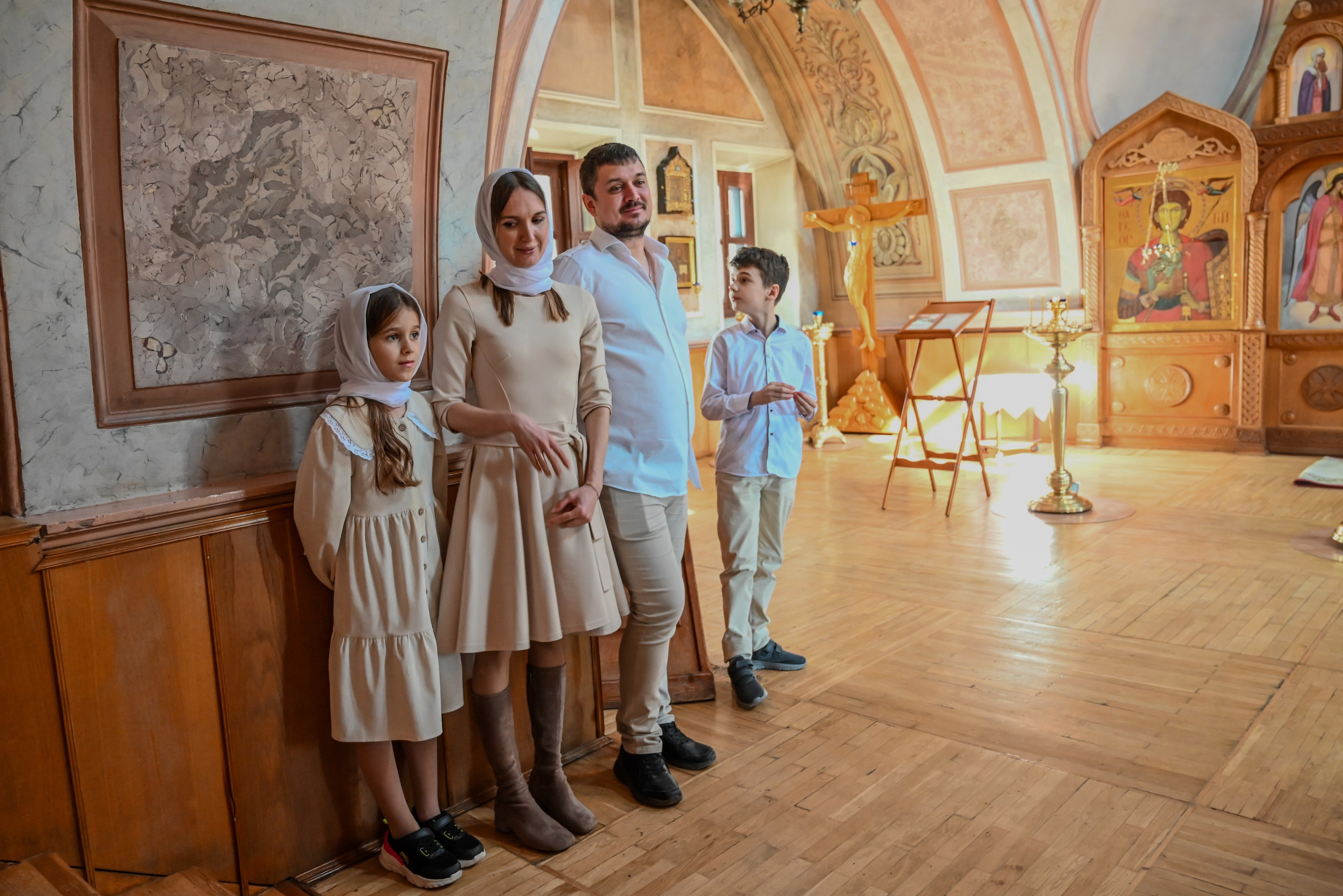 Крещение мама Анна. Семейный и детский фотограф Москва