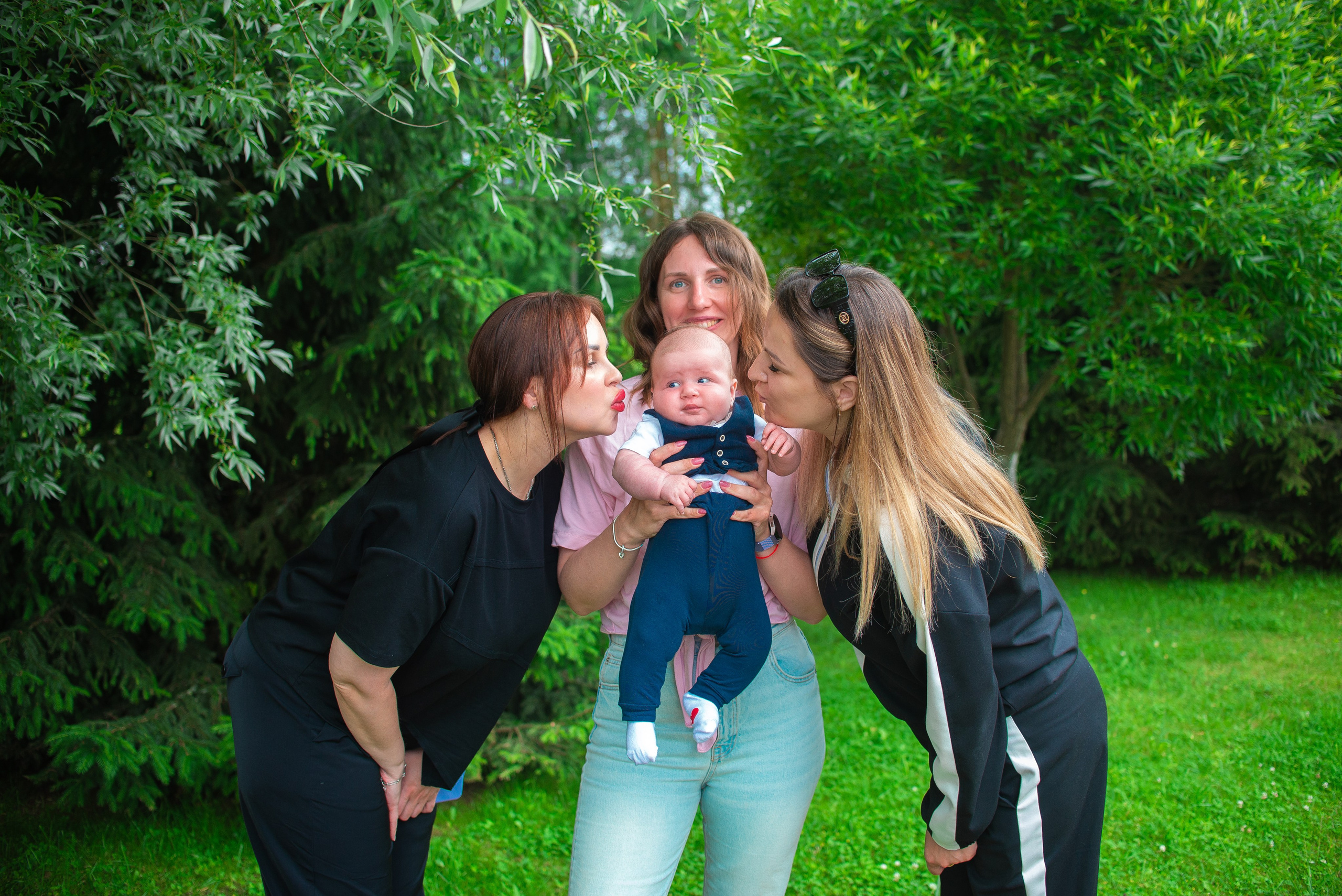 День Рождения Михаила в «Сябрах». Семейный фотограф на выписку из роддома и крещение Минск Настя Гришук