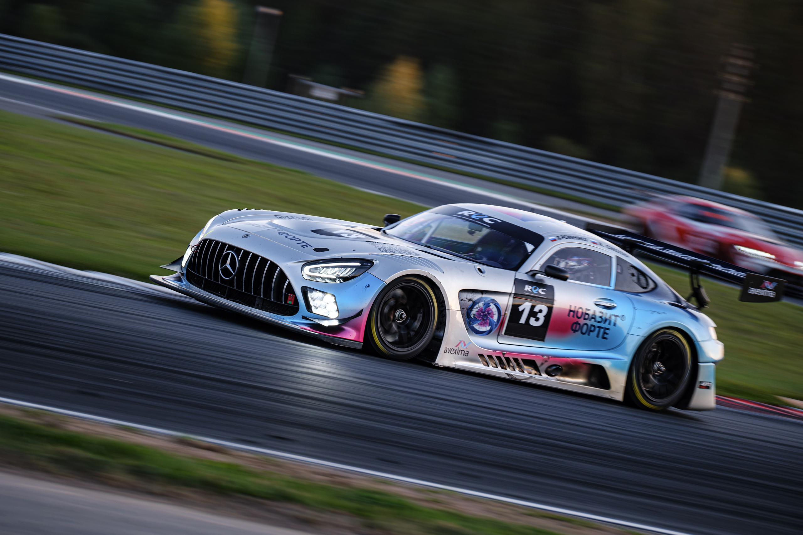 Российская серия гонок на выносливость. Авто и мотоспорт — фотограф Антон Медведев iCoguar