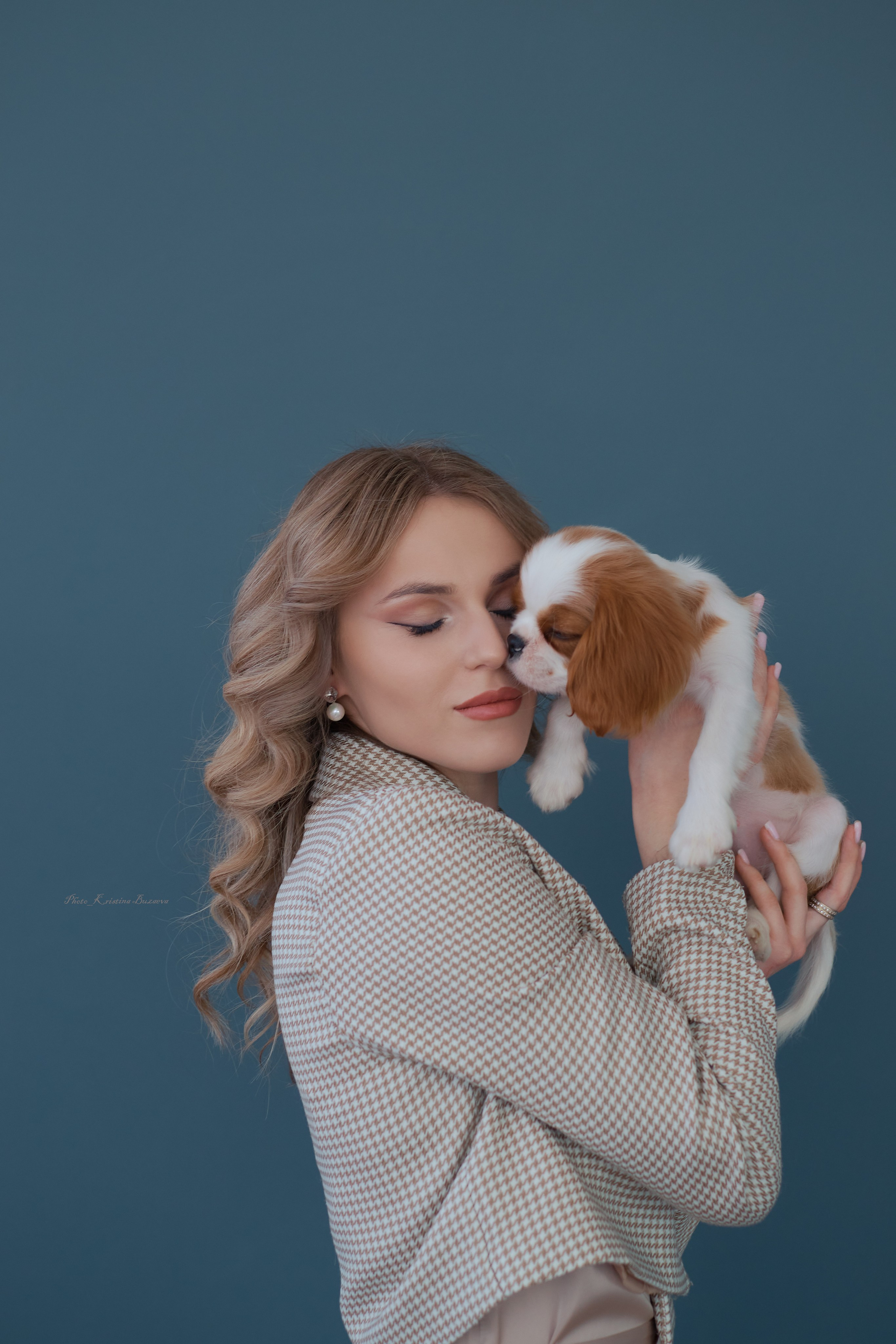 Алина и малышка Эми. Портретный фотограф в Саратове Кристина Бузаева