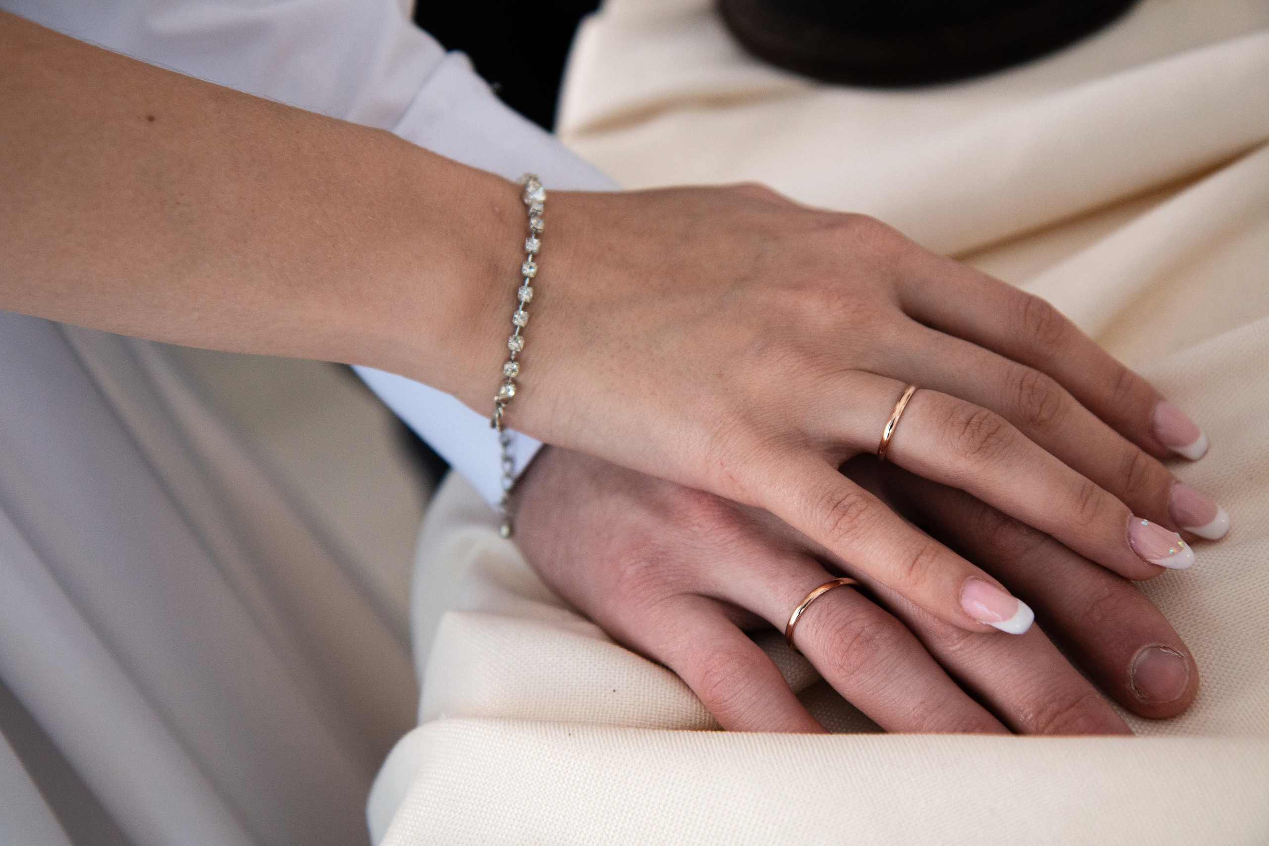 Свадебная фотосессия в Шелехове. Фотограф в Шелехове, лучшие выпускные альбомы в Шелехове