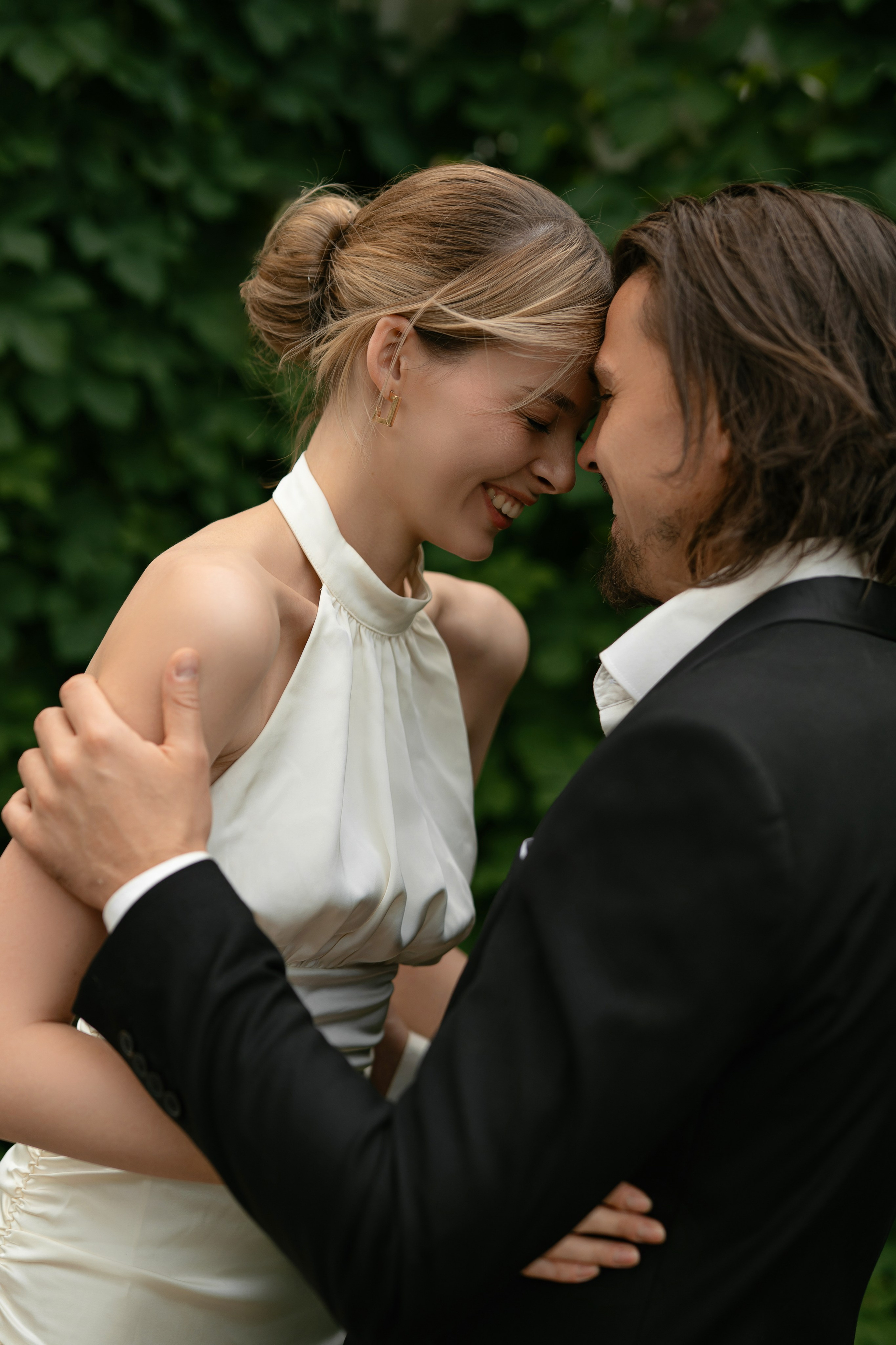 Свадебная прогулка, а парке Сокольники. Фотограф Сергиев Посад / Москва / Дмитров / Дубна