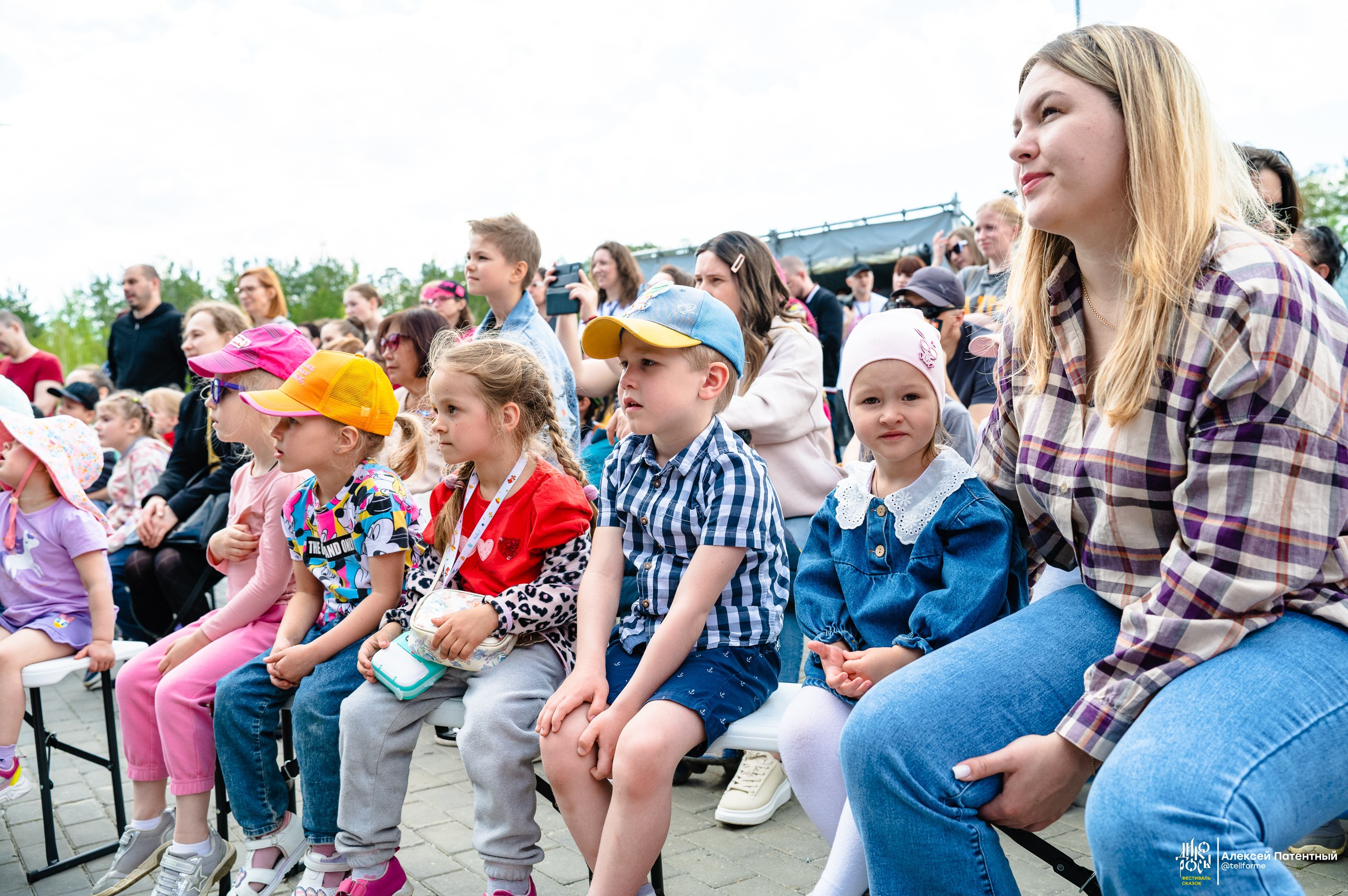 Фестиваль сказок Дикоросы. Екатеринбург. Май 2024. Репортажный и концертный фотограф Алексей Патентный в Екатеринбурге