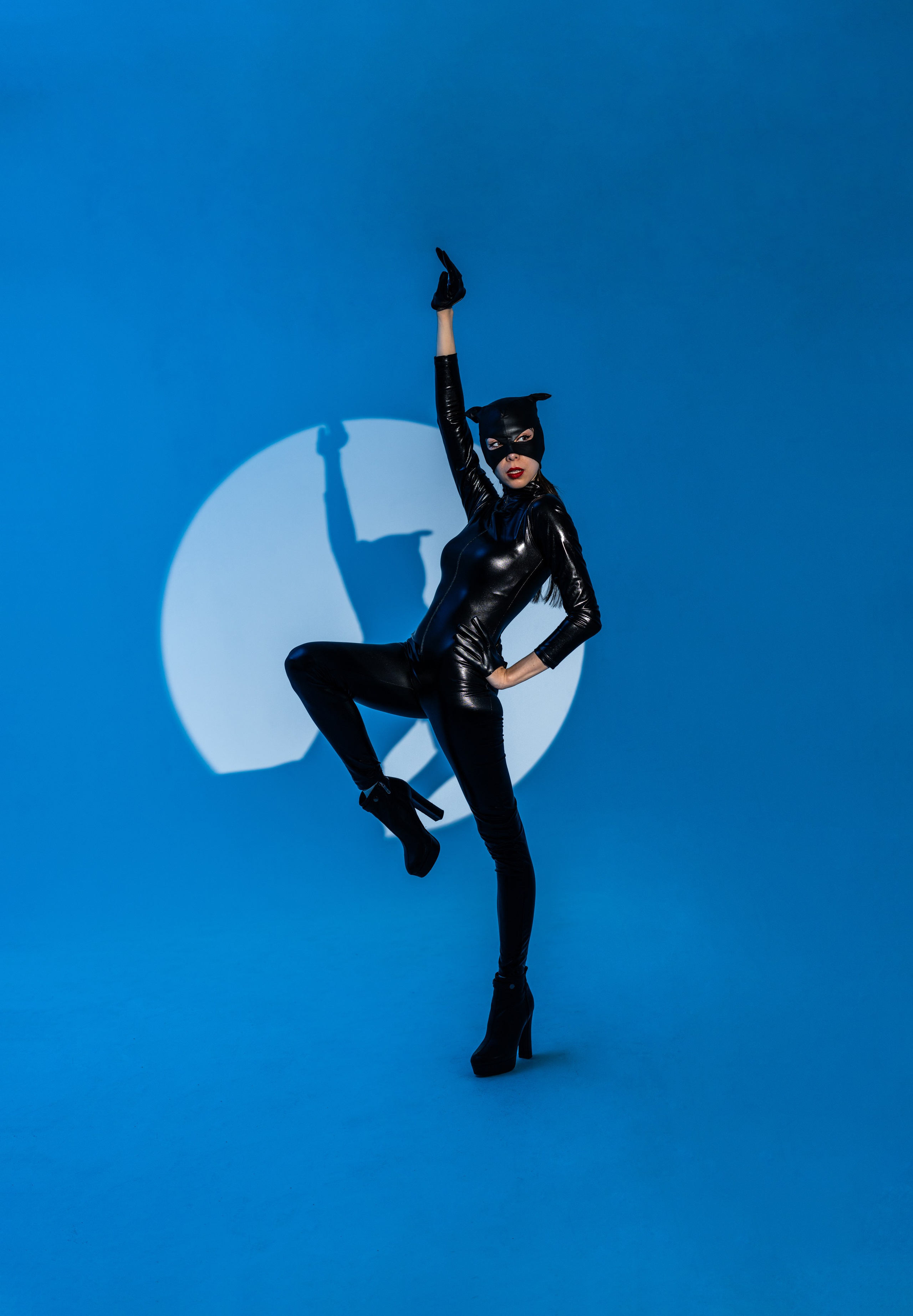 Женщина кошка. Модель Камилла. Свадебный и индивидуальный фотограф Аля Мамакова