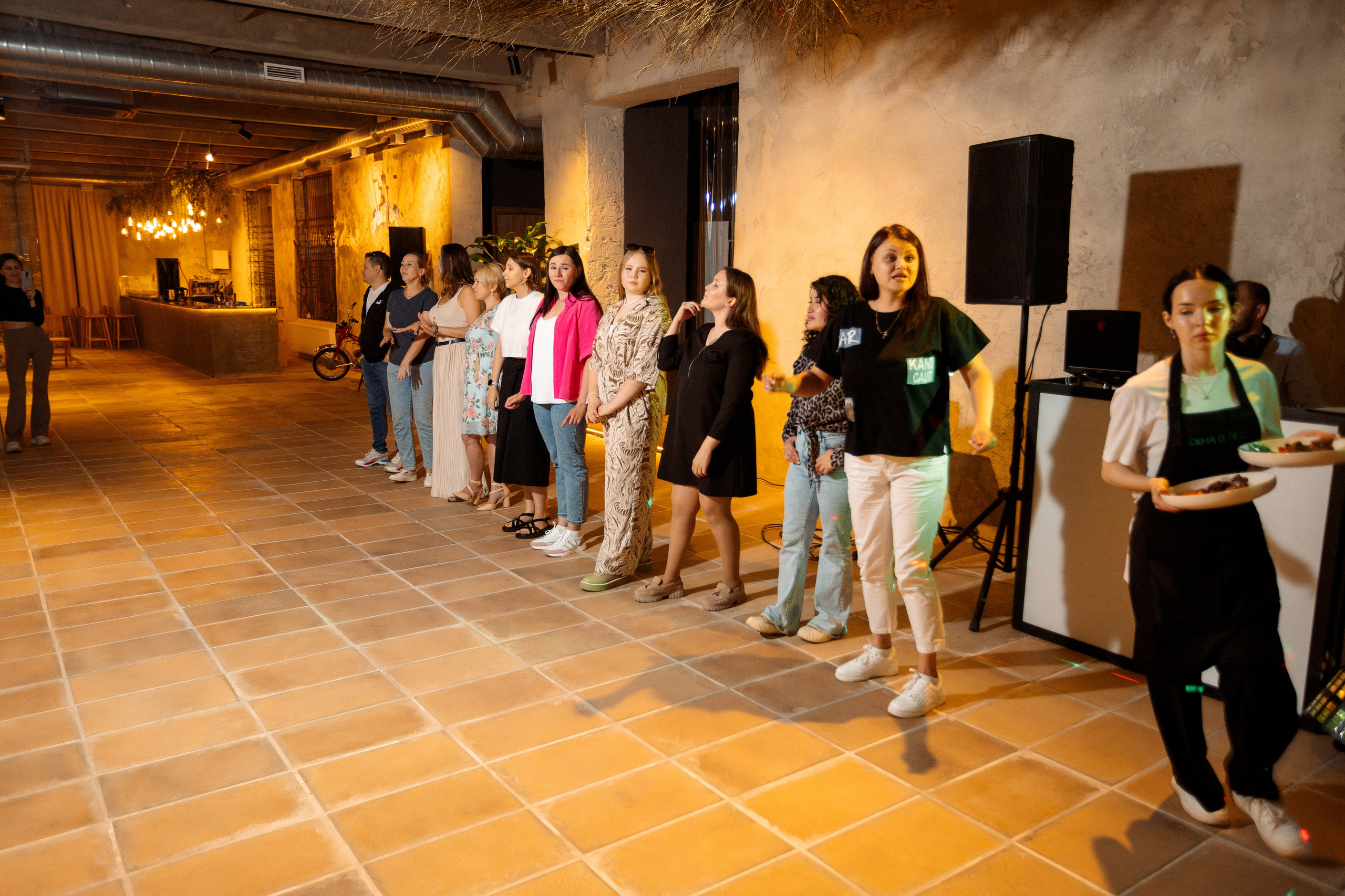 ПРИМЕР: Корпоратив Мамин Хлеб. Все фото. Профессиональный фотограф в Ижевске Леша Петров