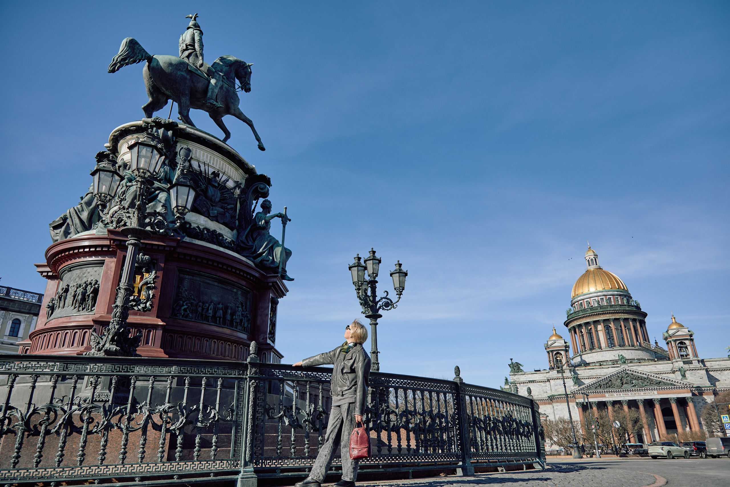 фото прогулка по Санкт-Петербургу возле Исаакиевского собора