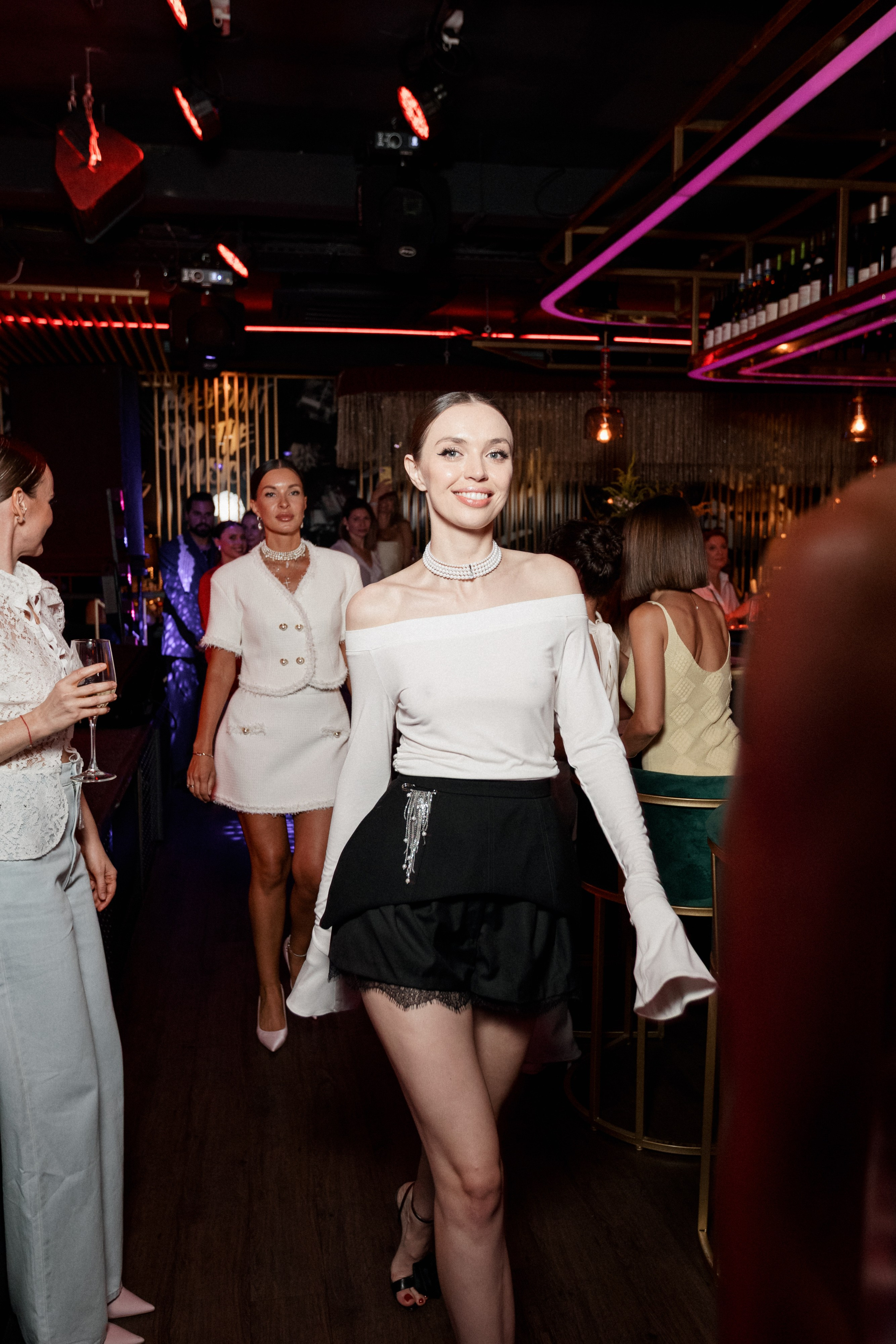 ELE AMU x PLUM — Показ новой коллекции брендов. СВОИ. ФОТООТЧЕТЫ-СОБЫТИЯ-МЕСТА