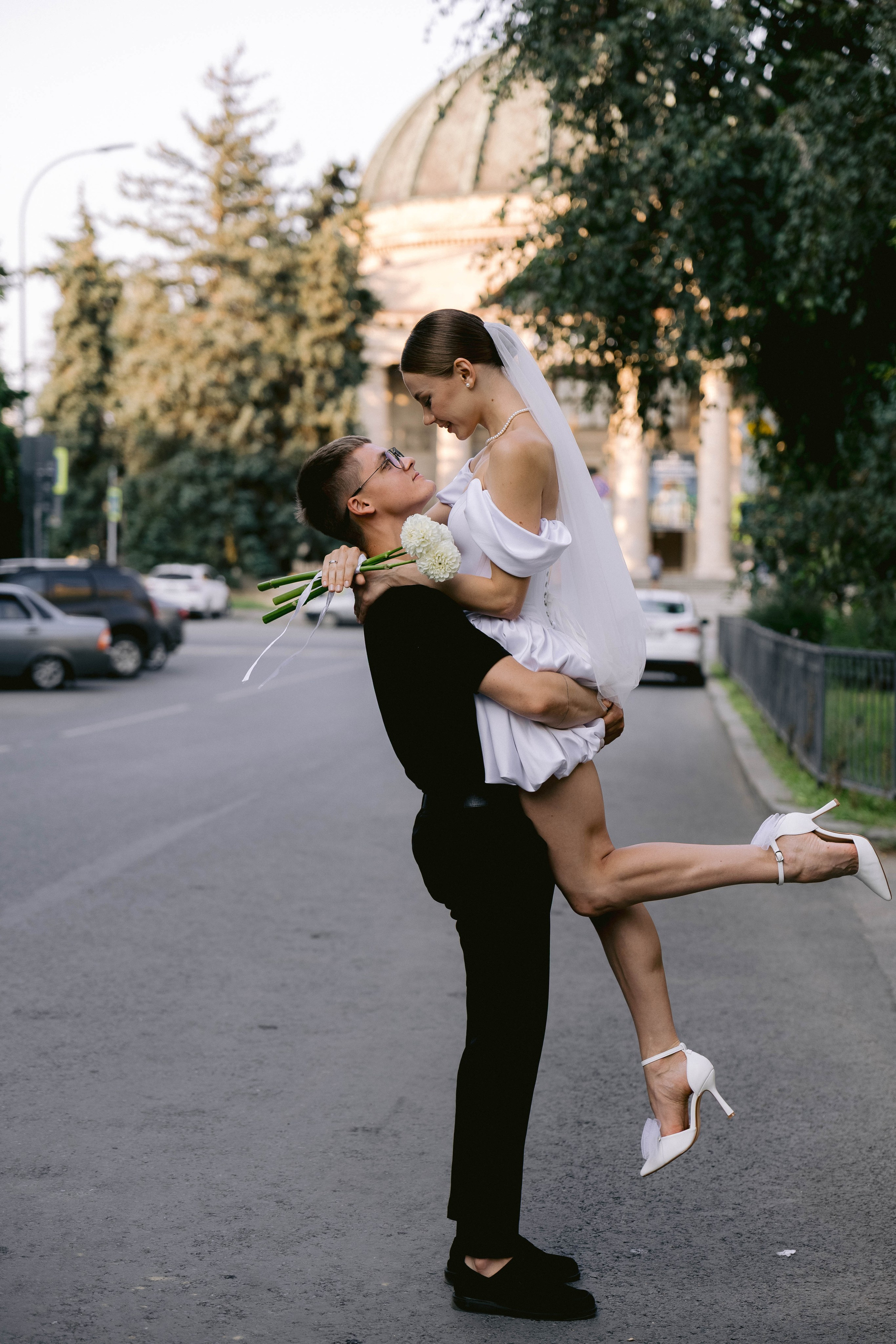 Татьяна, Вячеслав (Прогулка после ЗАГСа). Фотограф в Волгограде Кристина Прохоренко