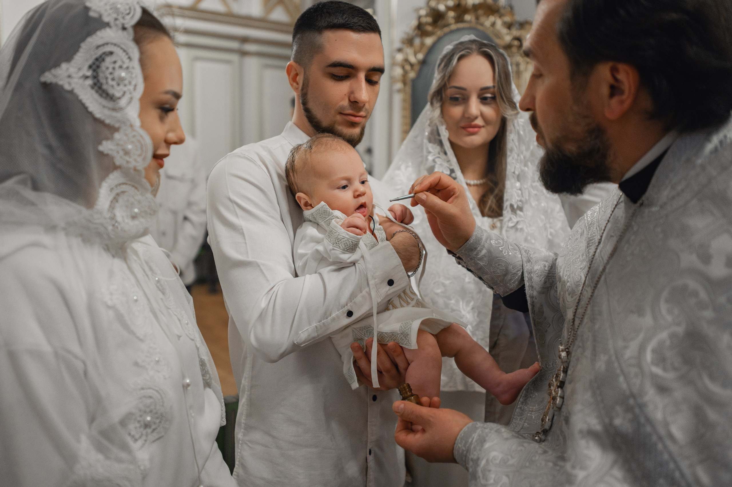 Фотографии крещения и венчания. Фотограф на крещение и венчание, семейный фотограф в Санкт-Петербурге