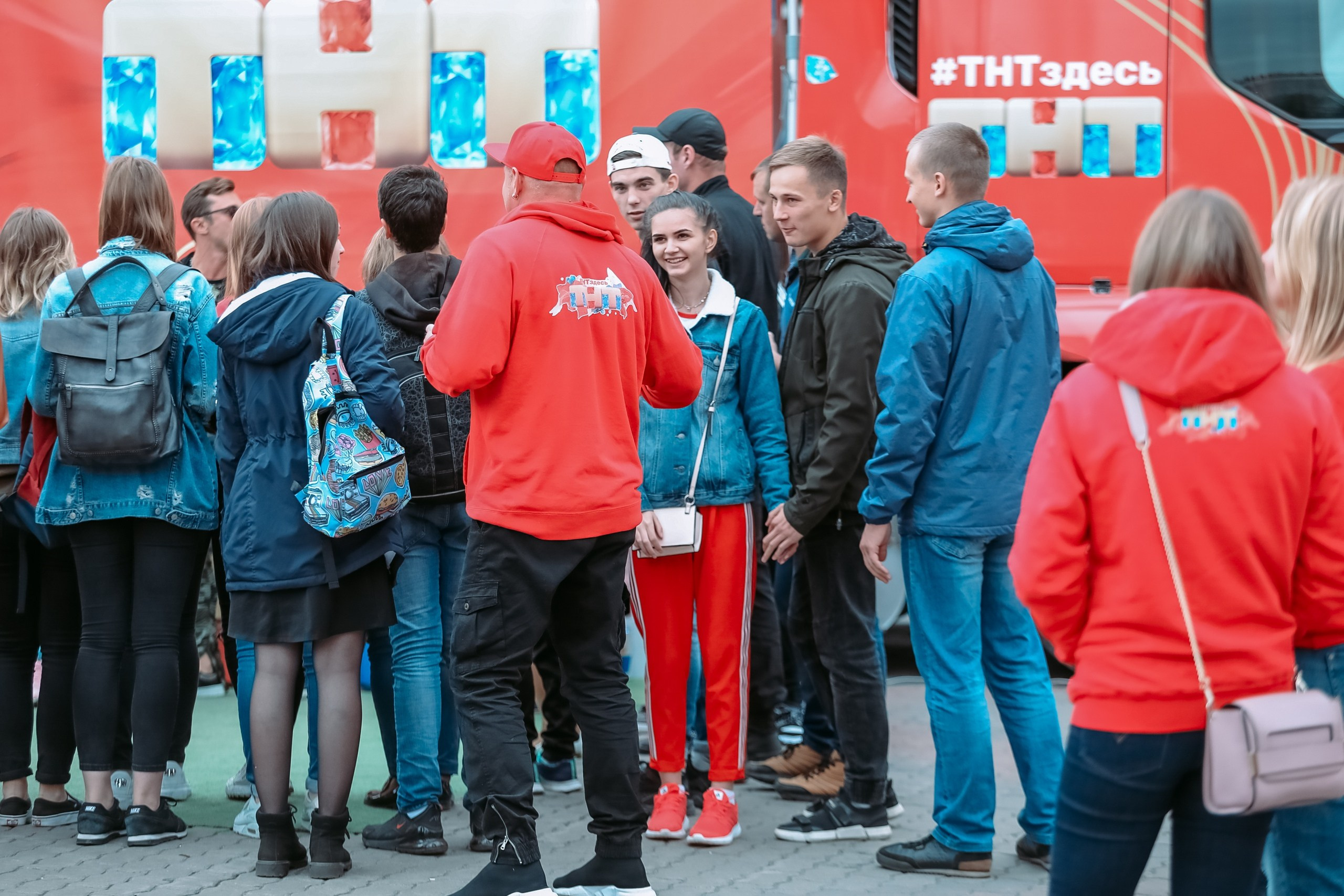 Попади на ТНТ @ Театральная площадь. Репортажный фотограф Максим Полянский. Москва, Санкт-Петербург, Красноярск