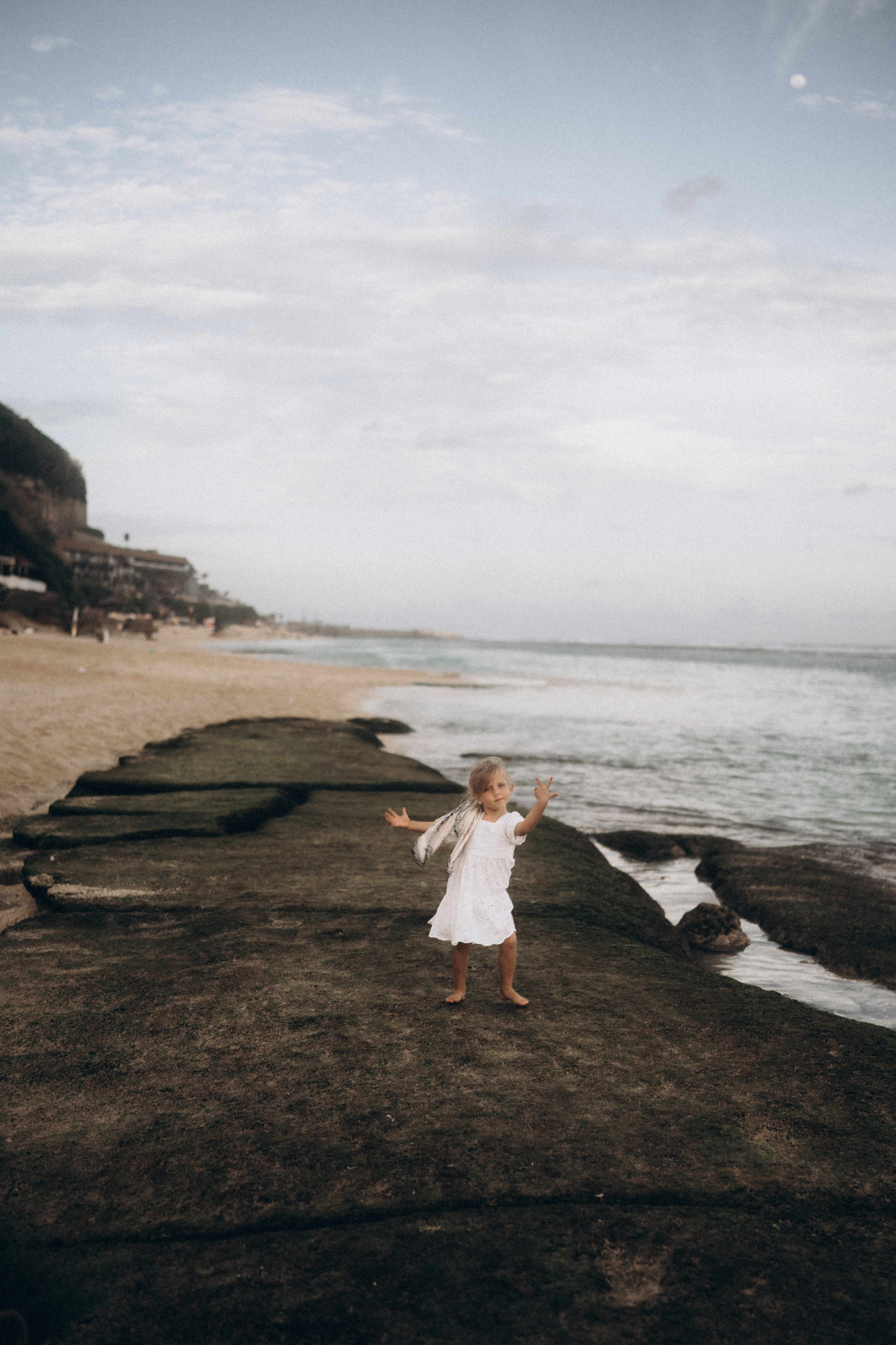 Настя, Ирина, Вика и Луна. Ольга Антипова — фотограф