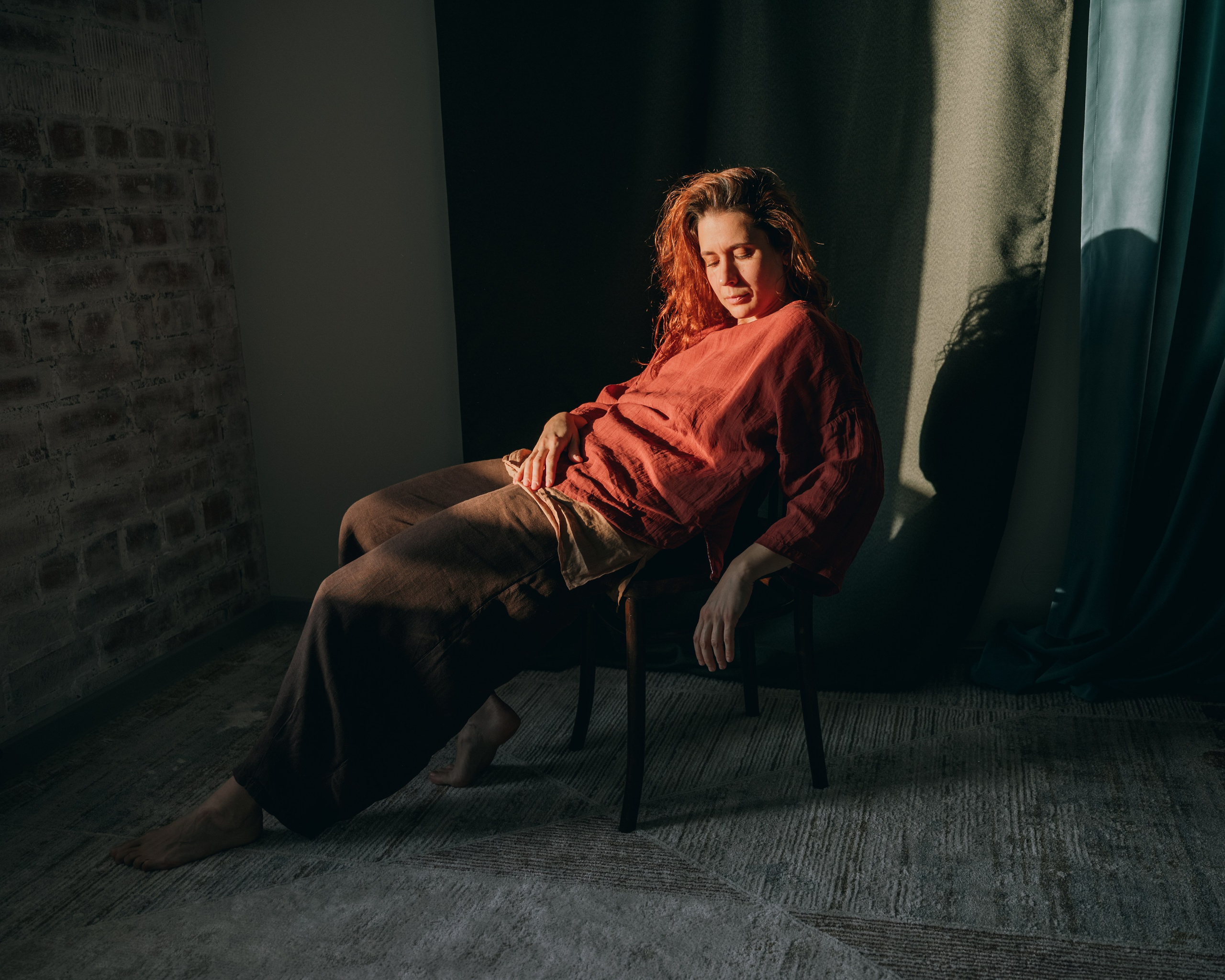 Женский портрет. Дома. Ира. Ваш фотограф в Сургуте. Елена Орехова