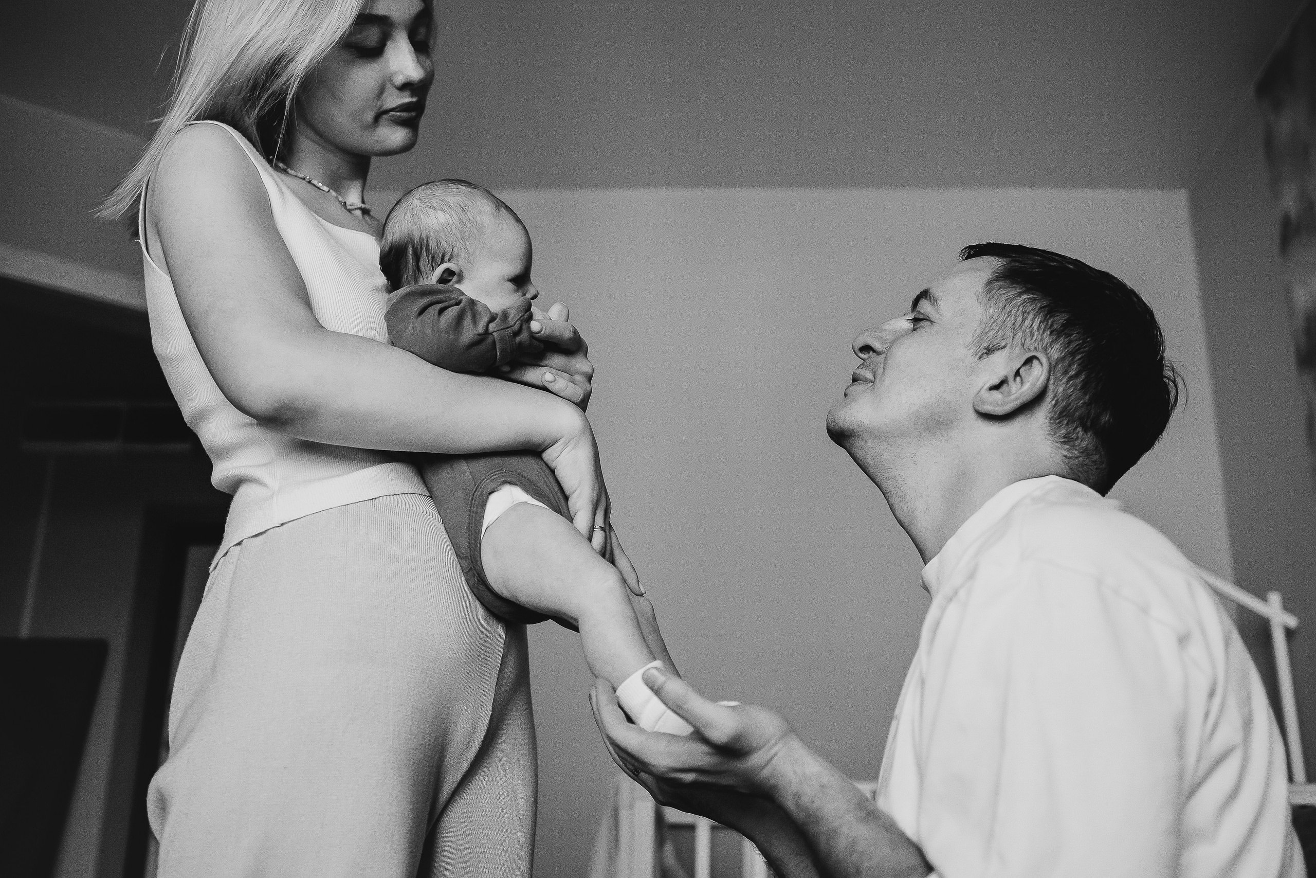 Домашняя фотосессия с новорожденным. Семейный фотограф в Томске Максимова Екатерина