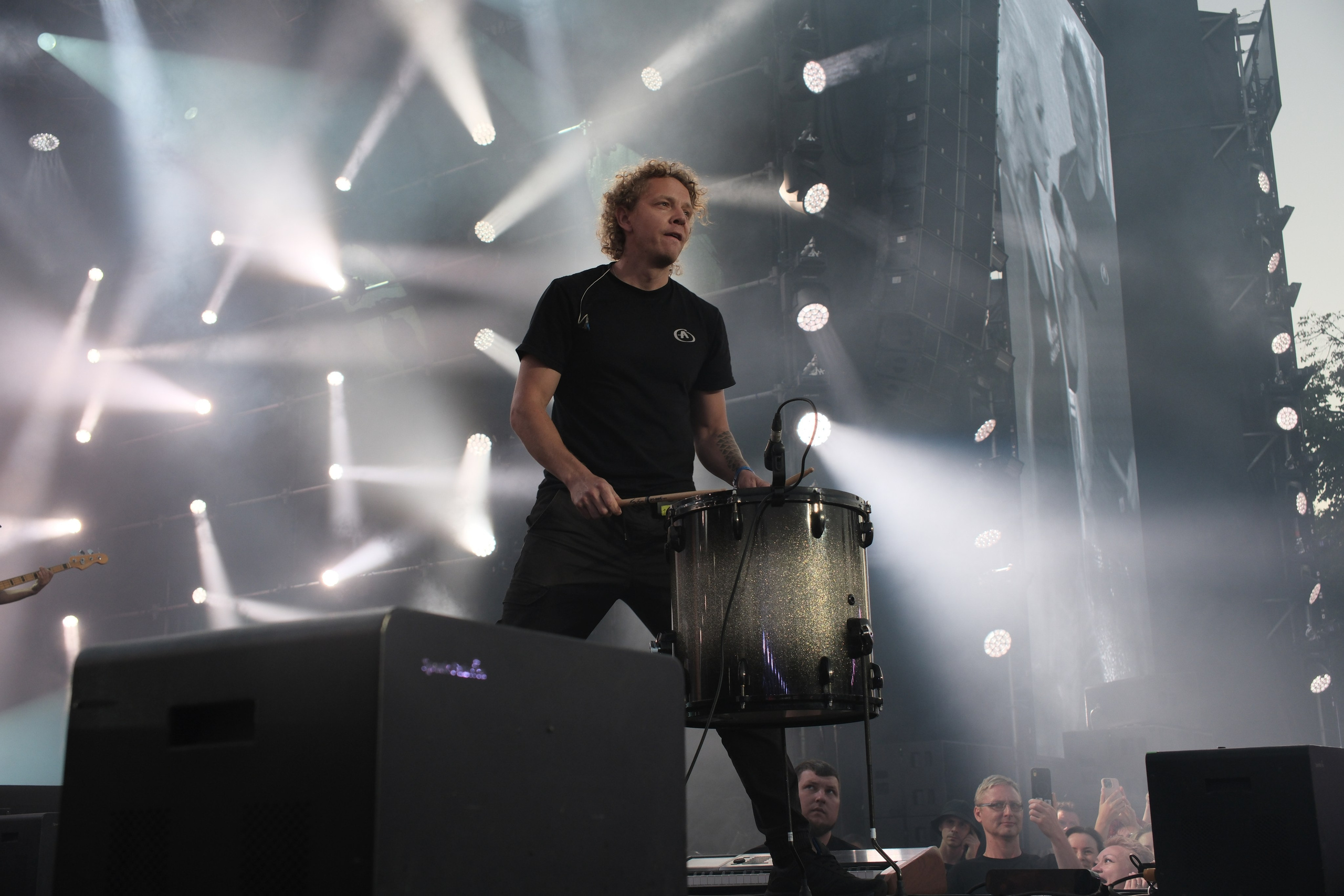 Диана Арбенина (группа «Ночные снайперы») — Москва, МТС Live Лето 2024. RedGeek - блогер и стручњак за образовање и ИТ Кирил Ситнов