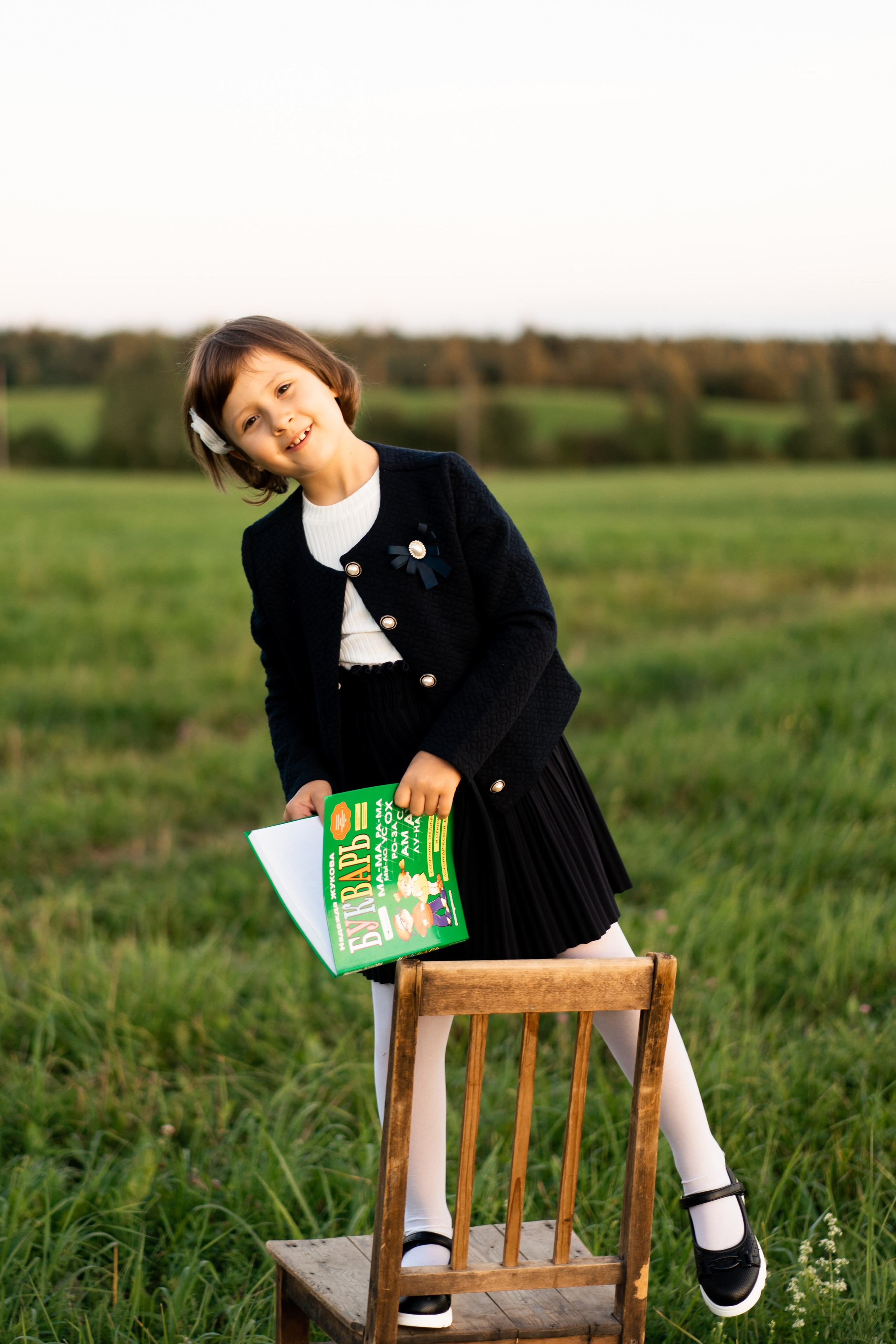 Майя. Первый раз в 1 класс. Семейный и детский фотограф в Санкт-Петербурге Дарина Герчиу