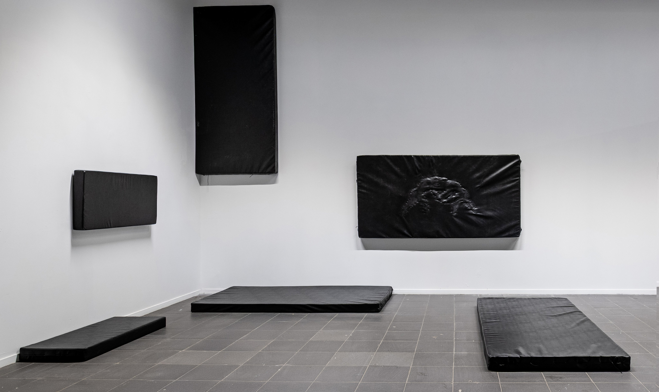 Новая готика. Илья Крончев-Иванов