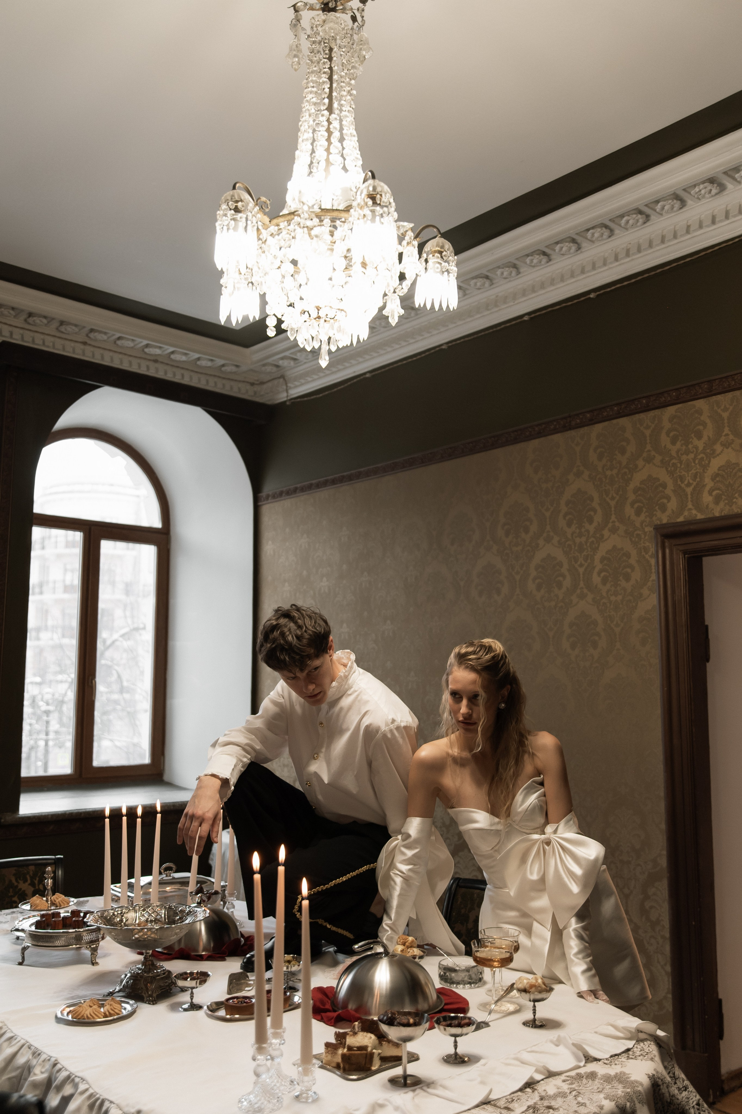 Свадебная съемка в исторической квартире на Чистых прудах. Ярослава Ерина — свадебный фотограф в Москве