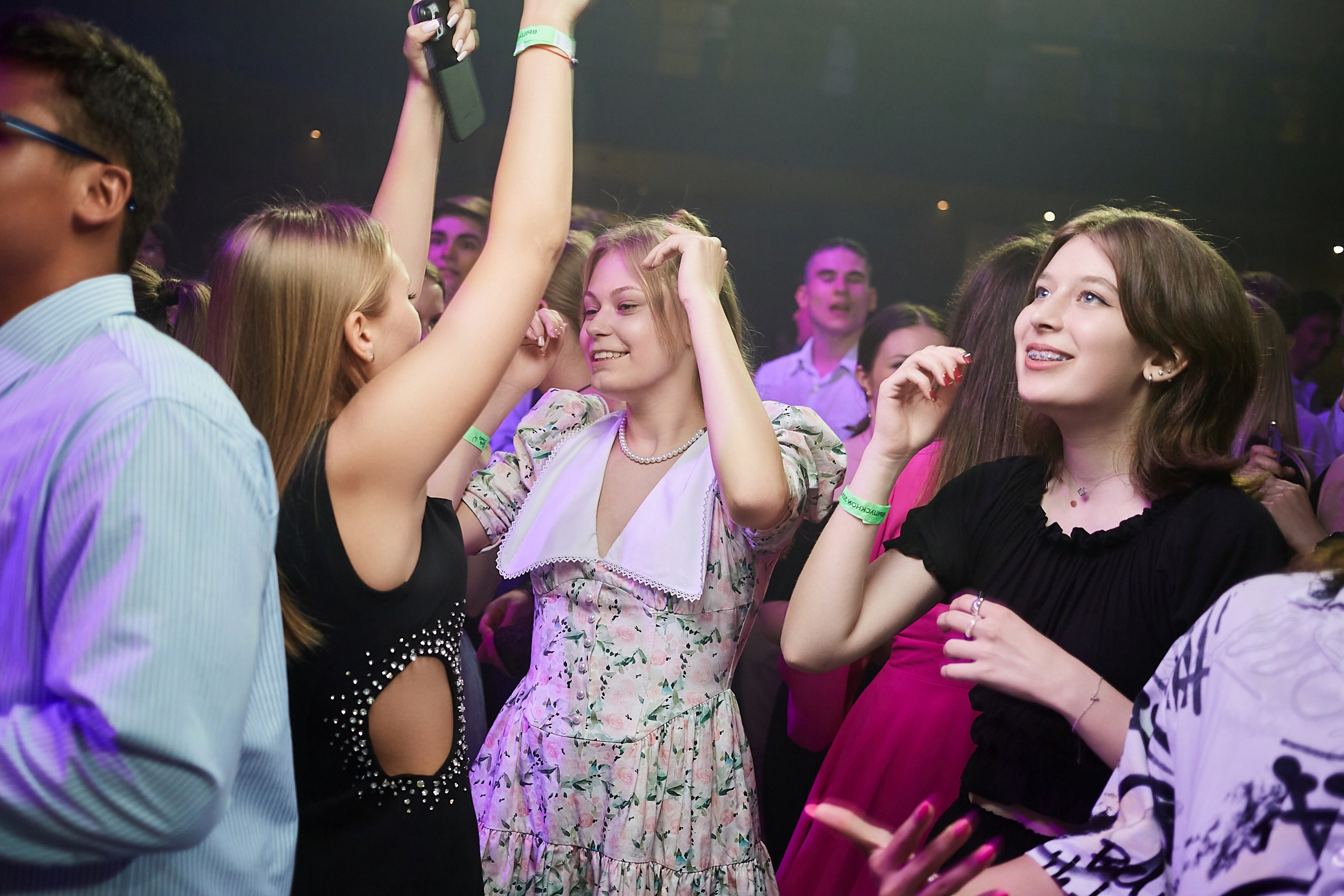 Выпускной 9 класс 2024. Фотограф и Видеограф в Москве. Олег Корушев