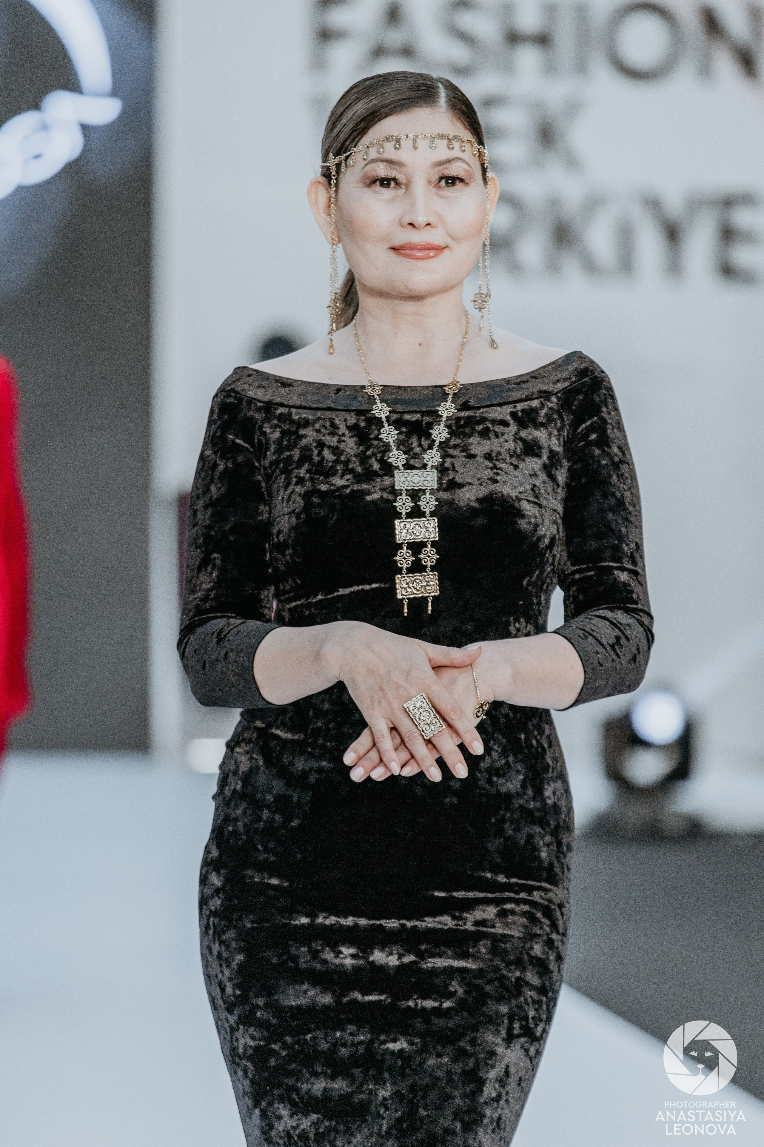 Fashion Week Türkiye [spring, 2025]. Anastasia Leonowa